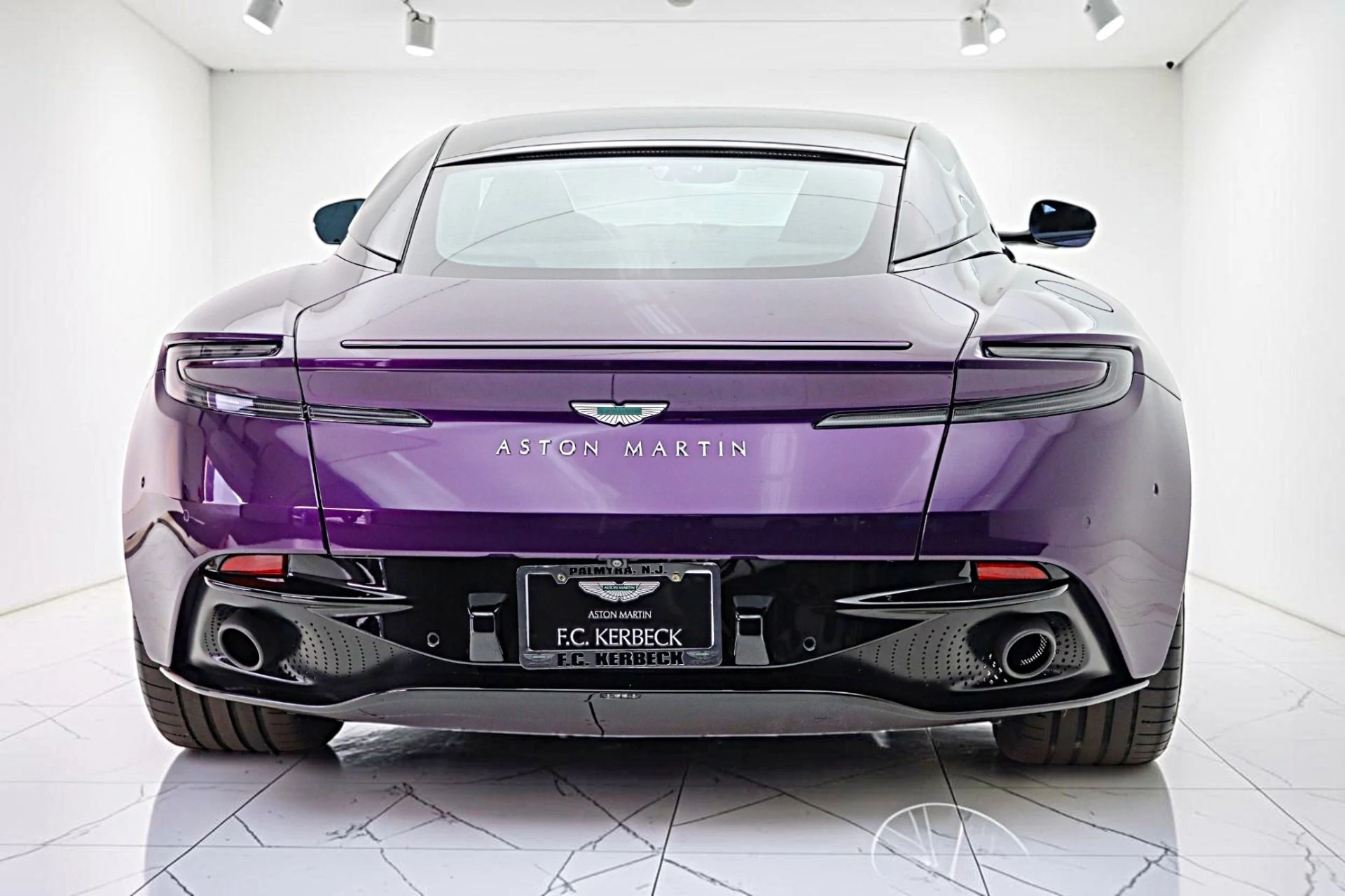 mph007_3662073123_Used_2024_Aston_Martin_DB_12_Coupe_LEASE_OPTIONS_AVAILABLE_aad47a6468