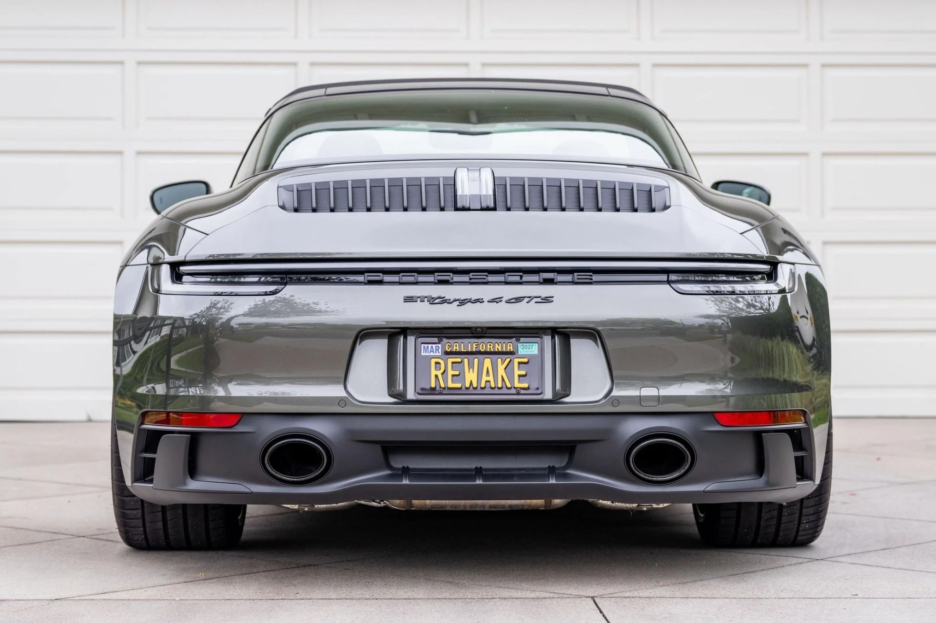 mph007_3667023295_Used_2024_Porsche_911_Targa_4_GTS_1782170019_13ed2cf0b2