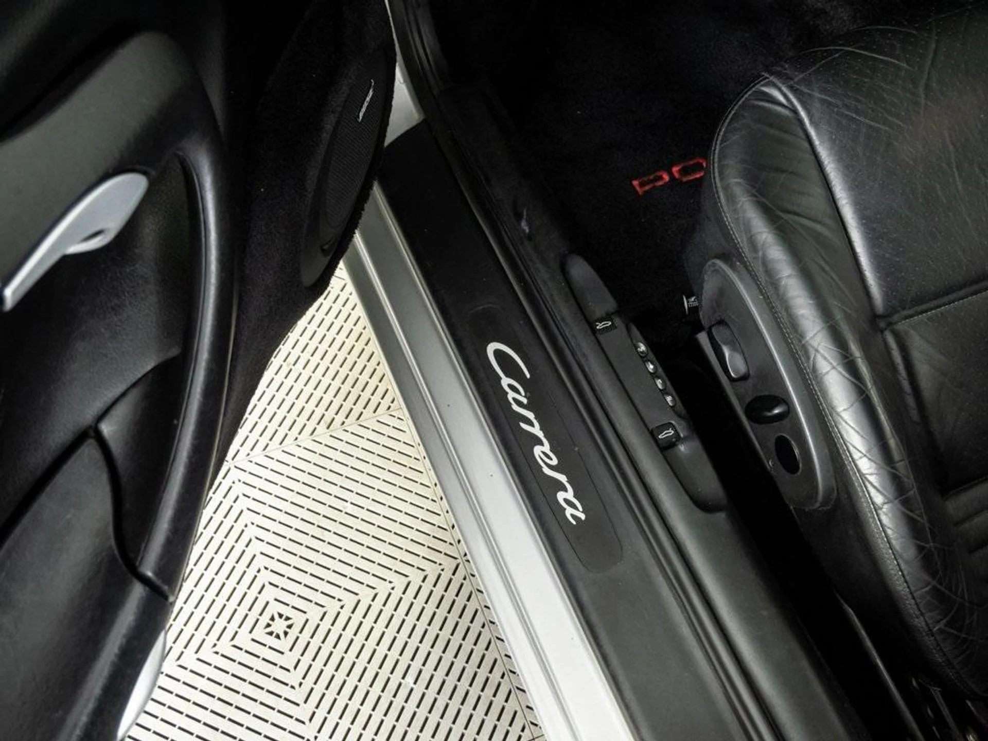 mph007_3667212471_q_E_Lt_EN_5_b2jb7fwj_OLPU_Fe_On3_Bw_15b212ded1