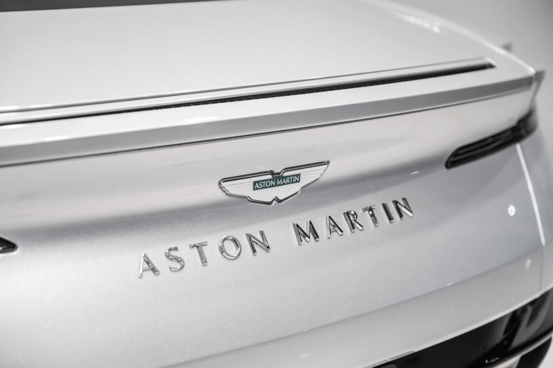 mph007_366784302_Used_2024_Aston_Martin_DB_12_V8_1773165102_270c3effdd