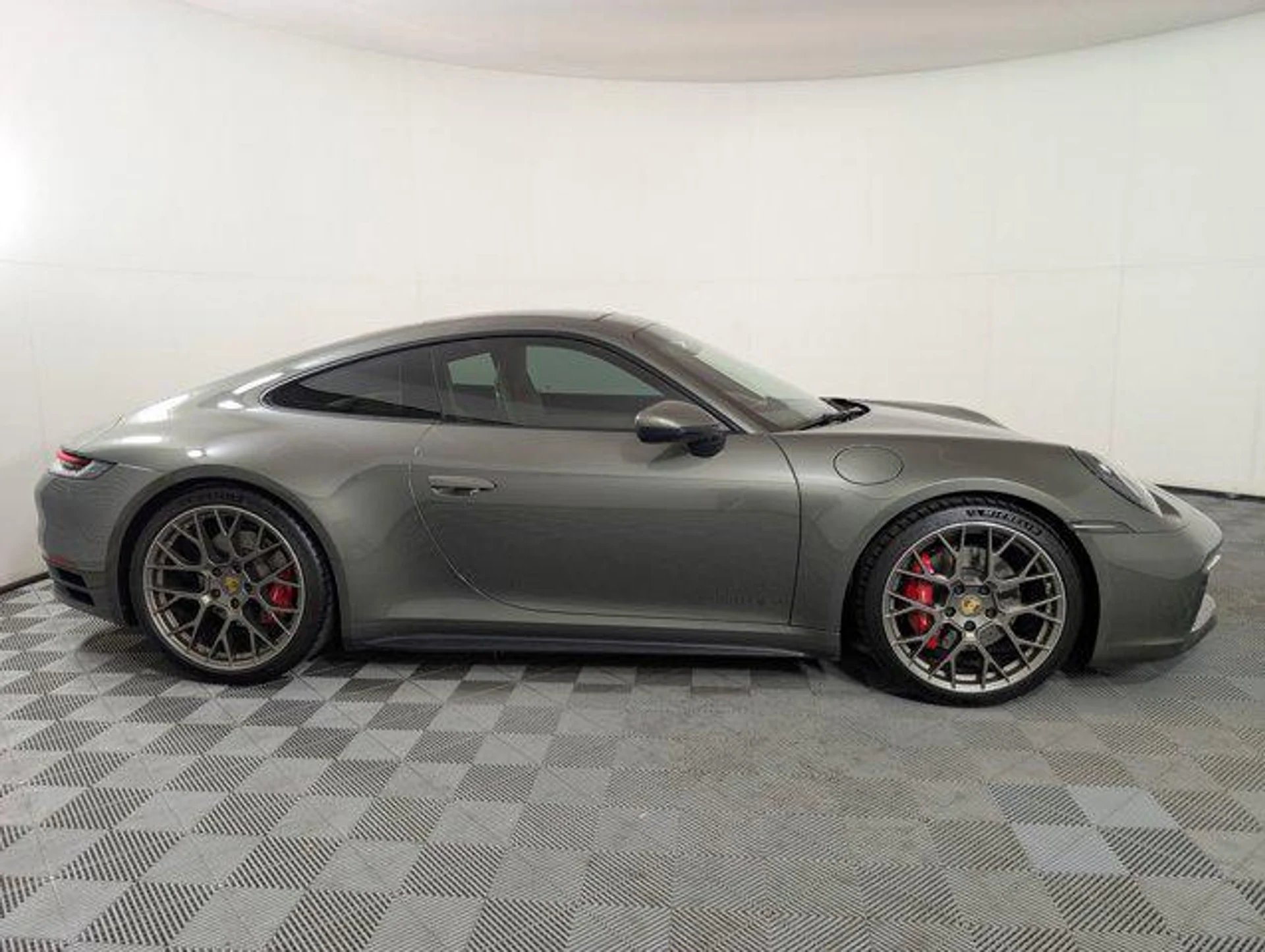 mph007_3668718668_0_O_Zl_Q9m8u_N_Bta7v_6o_Aeig88ka_Y_7ccd06cbef