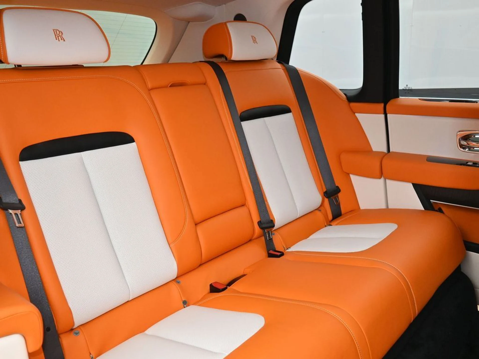 mph007_3680269973_a0a1e1989bad9fe8136a7159e91bf412x_0a9d531ef5