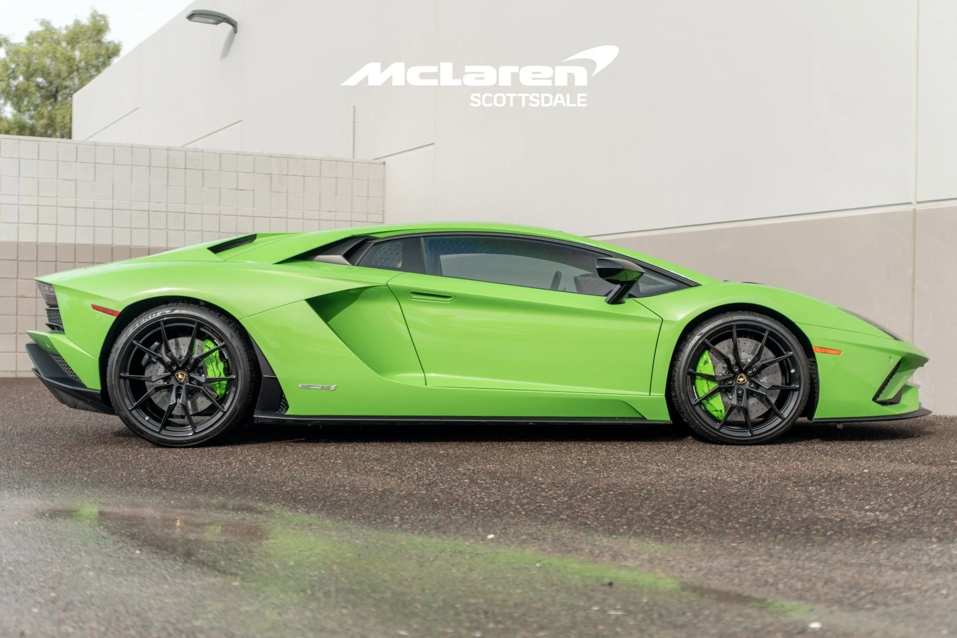 mph007_3686142761_Used_2018_LAMBORGHINI_AVENTADOR_LP_740_4_S_1764040223_d1d1a1bb3e