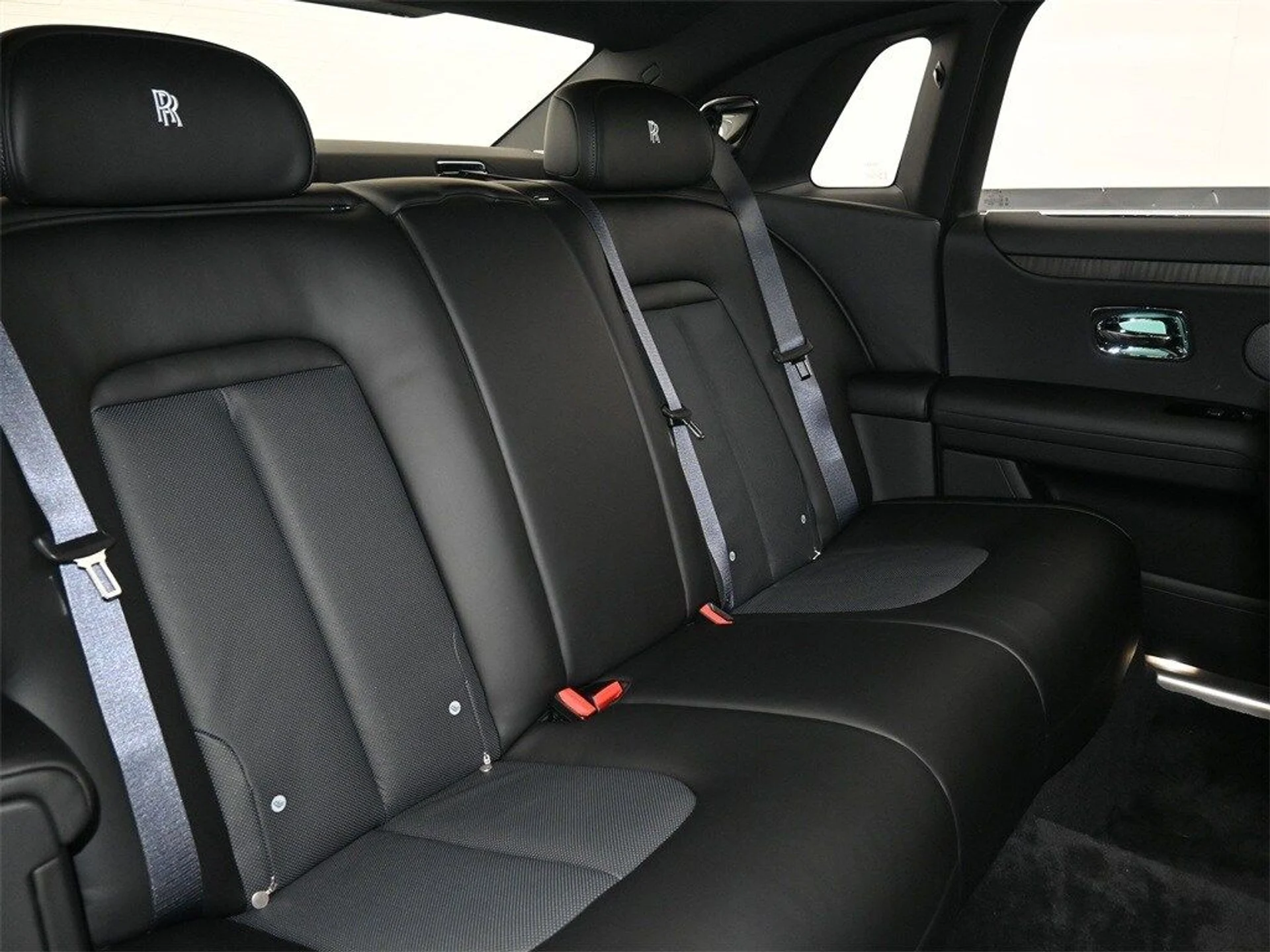 mph007_3692787716_731c4ee3698c7610517815d1372e1e2fx_d71104f139