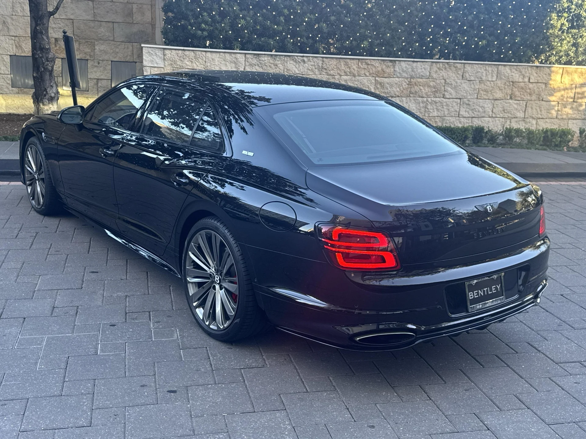 mph007_3702090292_482154616_694b8017ce302f0272070c21_9975549a97