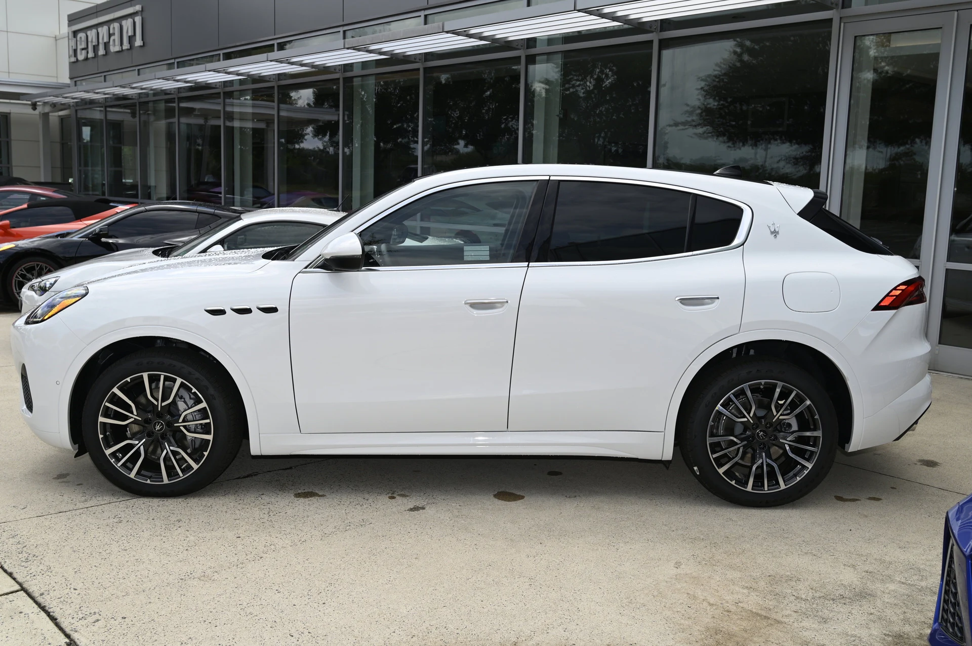 mph007_3704372840_dbc8b4272696434f8159bd6b0f421db4_c9427abda2