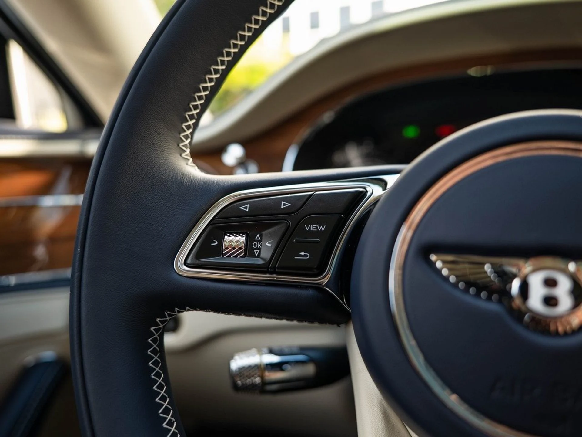 mph007_3705983225_92a5fe5add9d3f38bae7a87879749f33x_4191748e4d