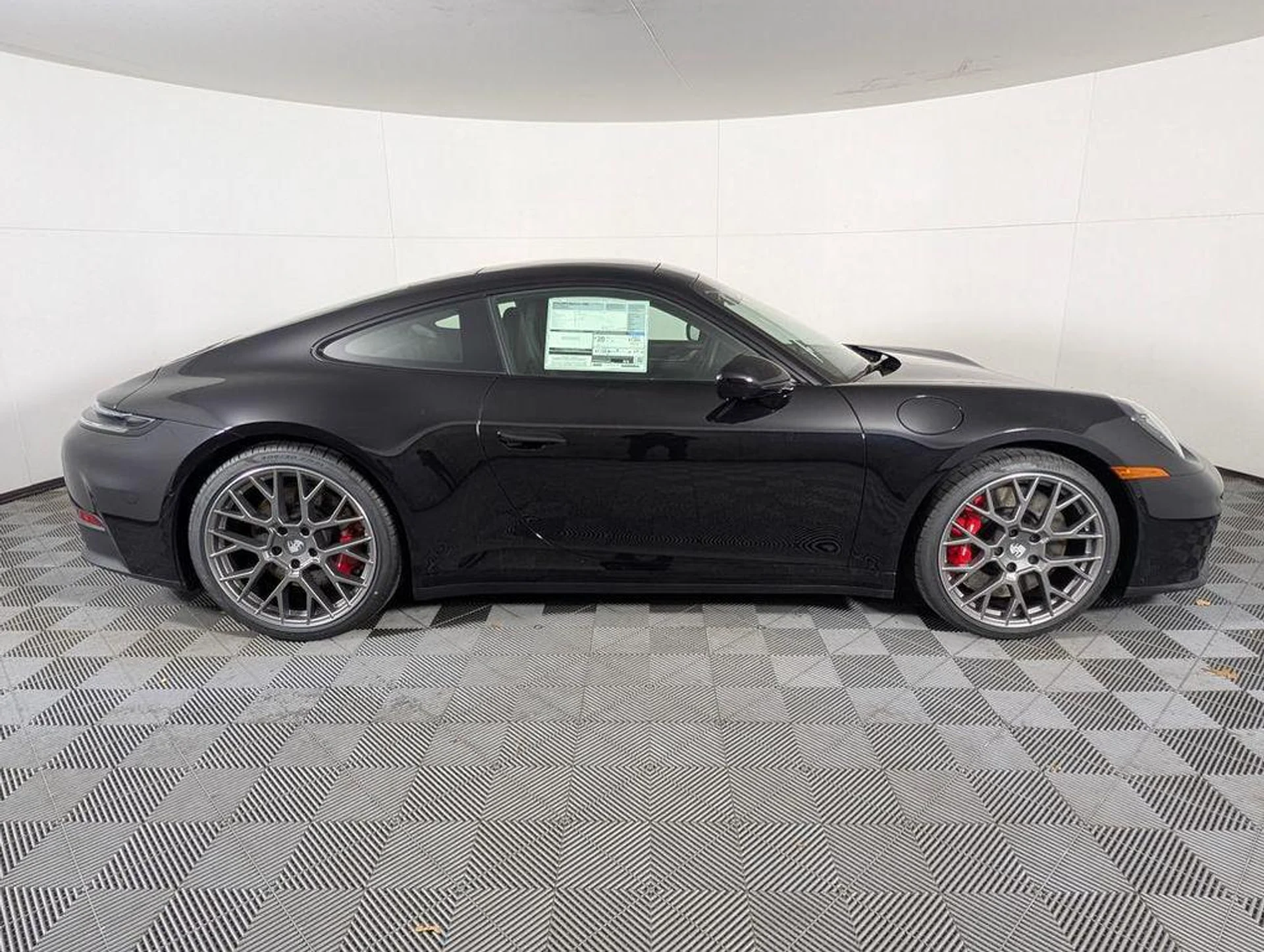 mph007_3706187968_Oa_Ev3vc91_Cct3gvg_Y_Rf_Lro7k7_NQ_16b3e72fcb