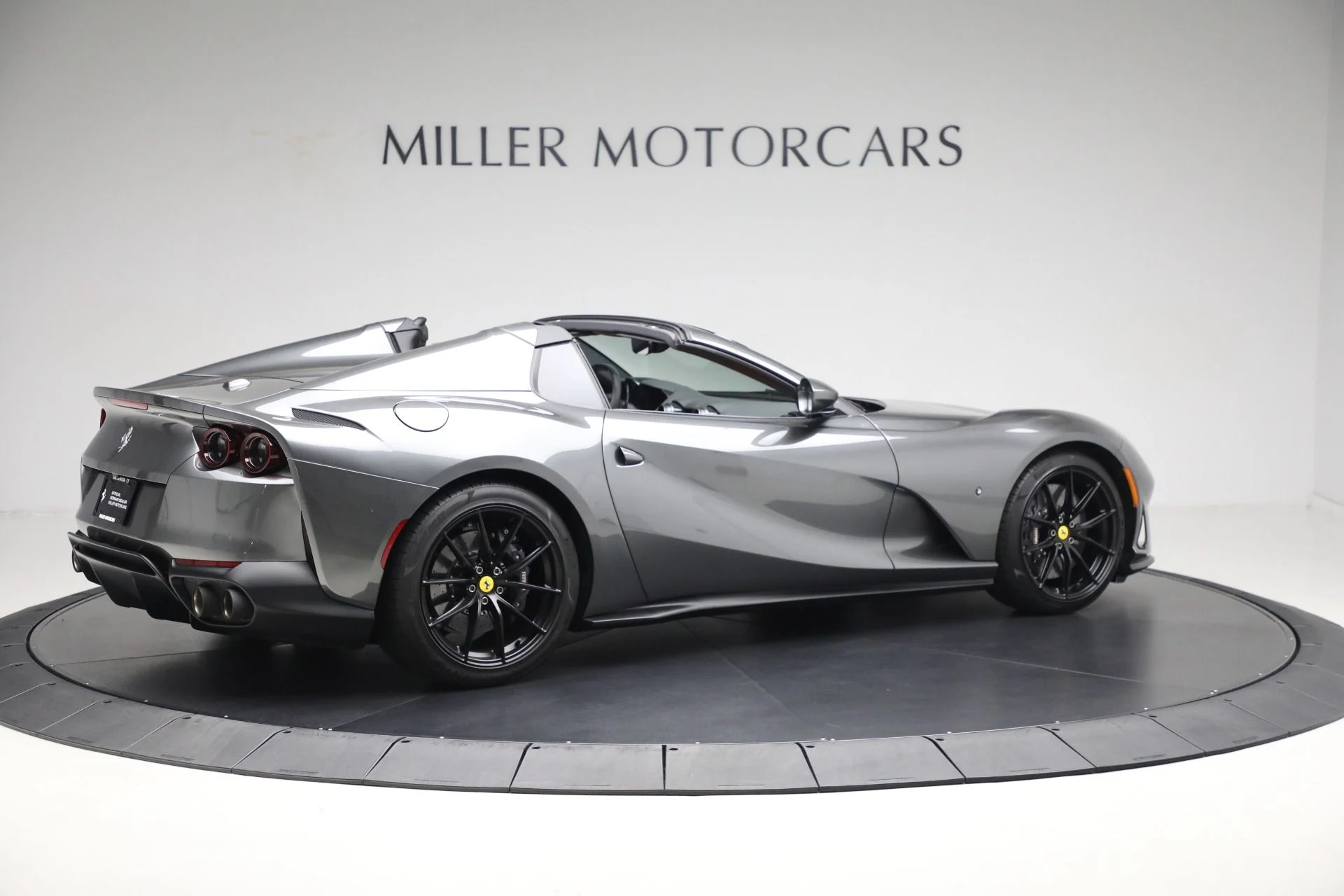 mph007_3721144520_Used_2021_Ferrari_812_GTS_1729523614_7f2fcf014b