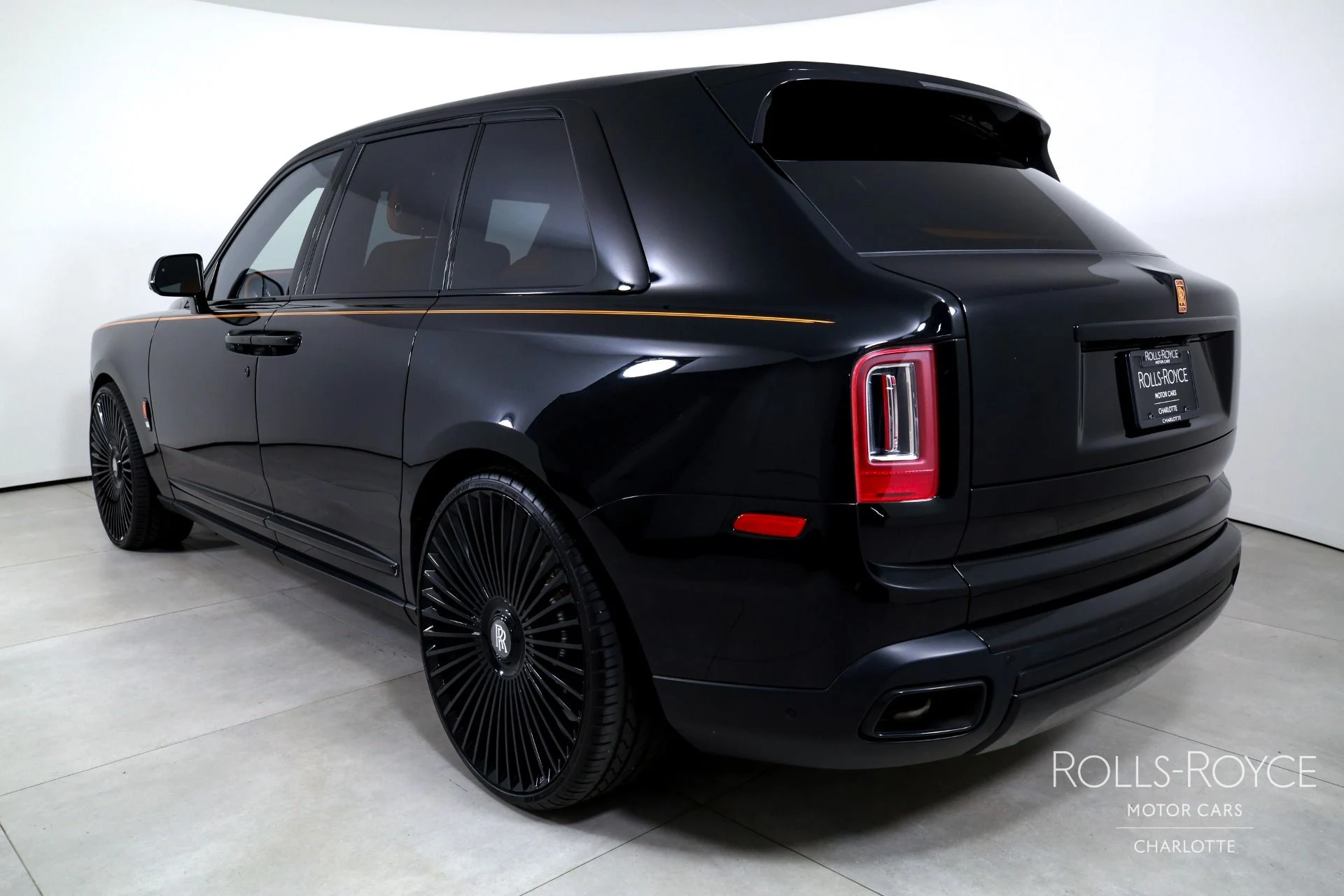 mph007_3723902966_Used_2023_Rolls_Royce_Cullinan_1780092744_76509d249f