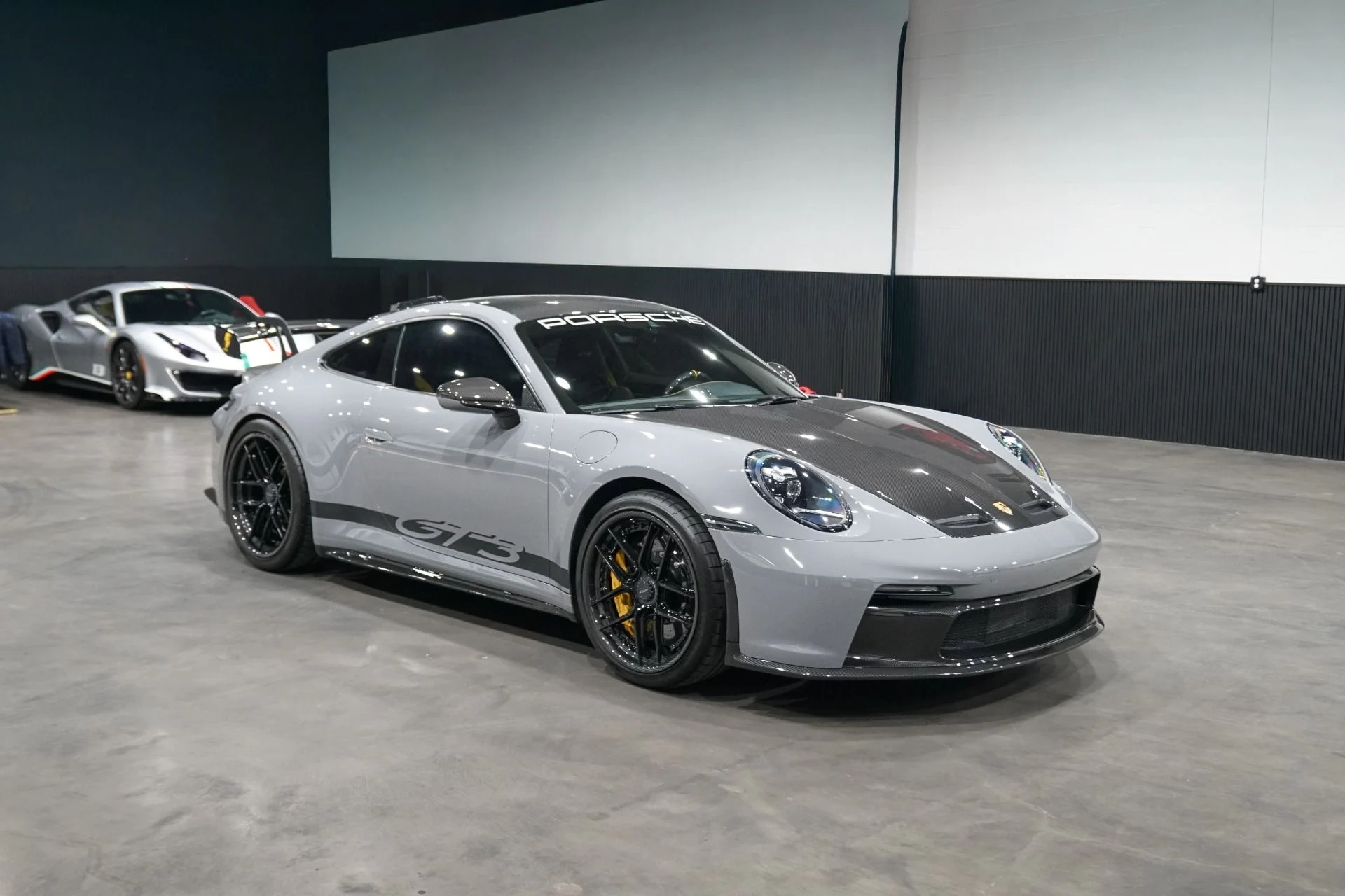 mph007_3733184565_Used_2022_Porsche_911_GT_3_1766780417_f108630437