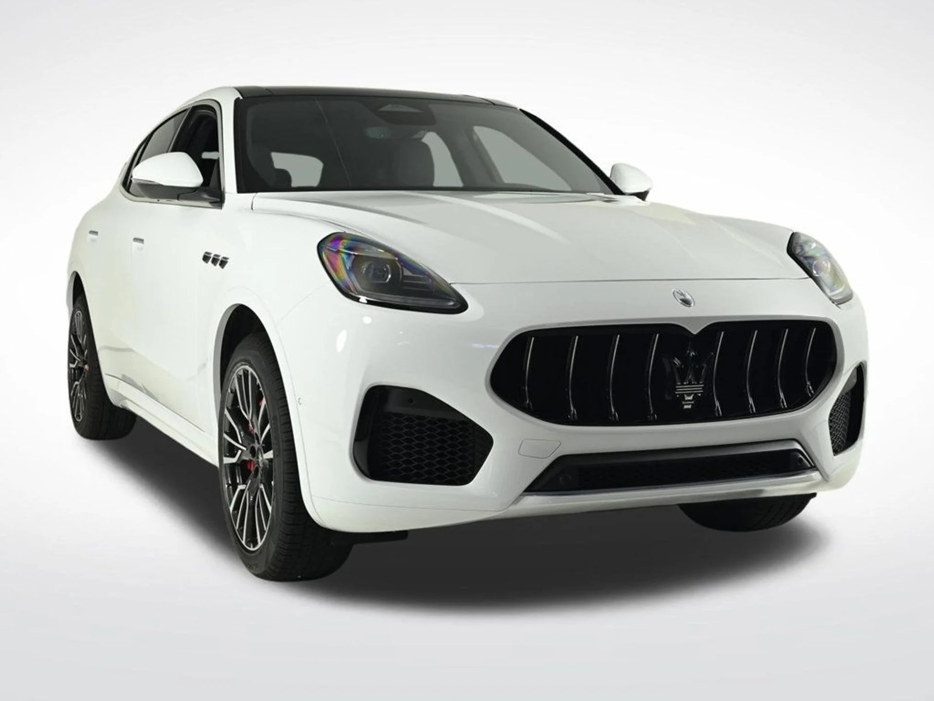 mph007_3736478683_used_2025_maserati_grecale_base_11350_22975680_7_1024_523ddbf578