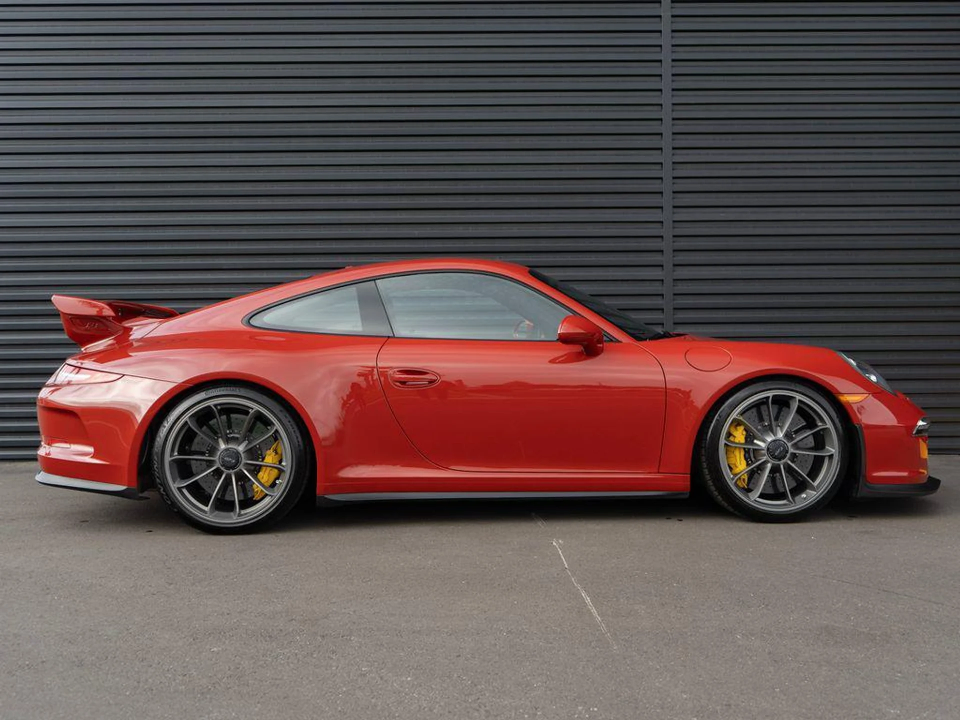 mph007_3739843820_XQW_Wlflo_F2_V_Fgciv_LR_Ntg_Uik_EA_5a0b4a7fd0