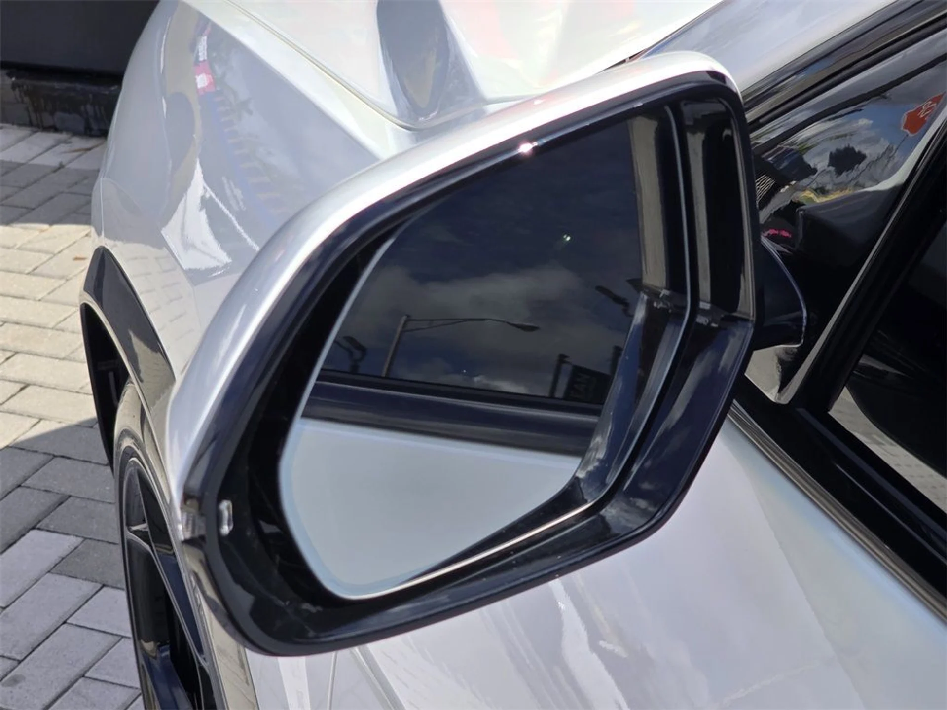 mph007_3745819675_9c5a19b44117aa50327dab0ad994b62b_128592ef90