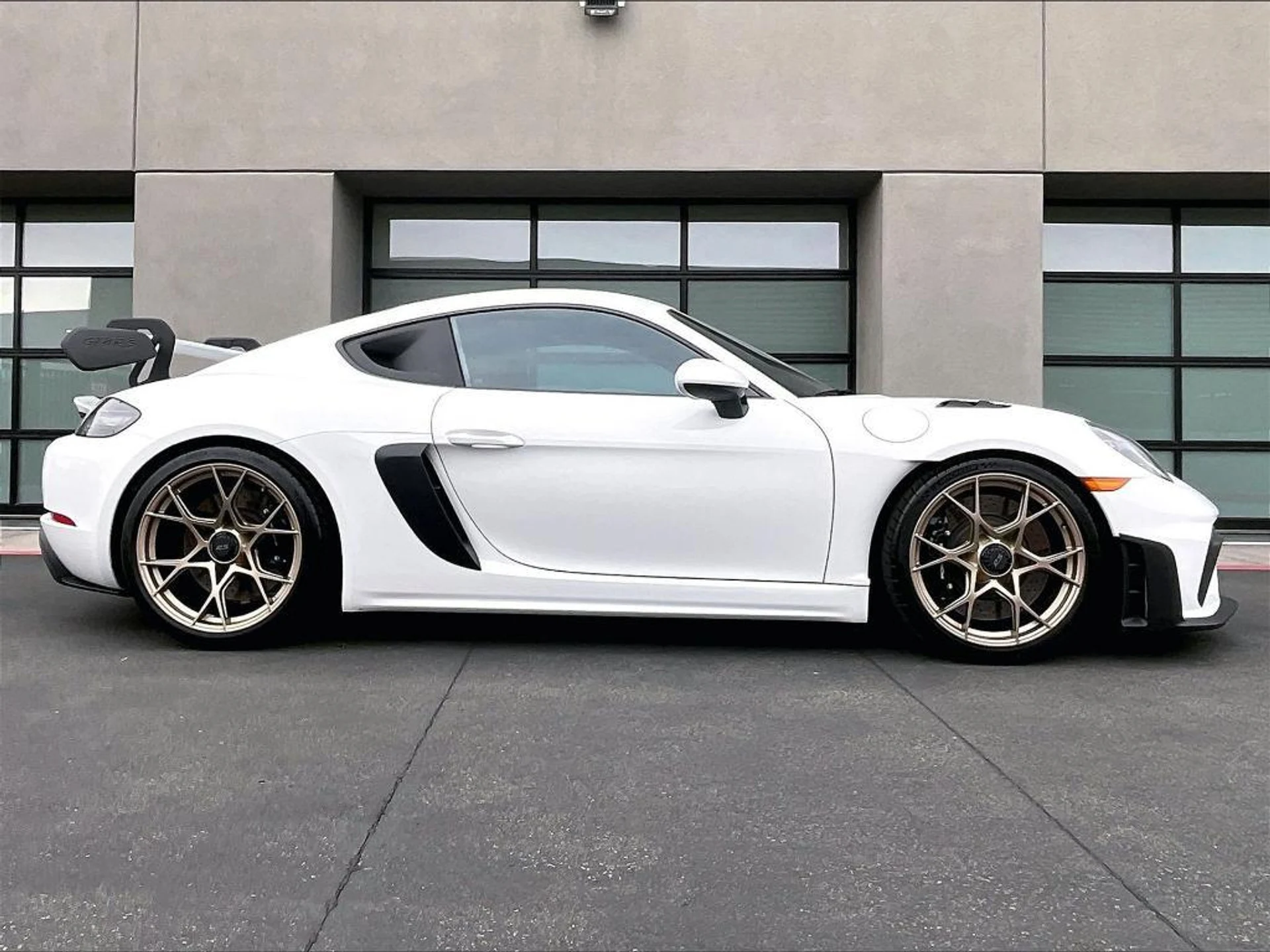 mph007_3754181169_YFY_Rt_WS_Ov0_LD_Jialw9_A1_RF_3_UO_94_28947f2de9