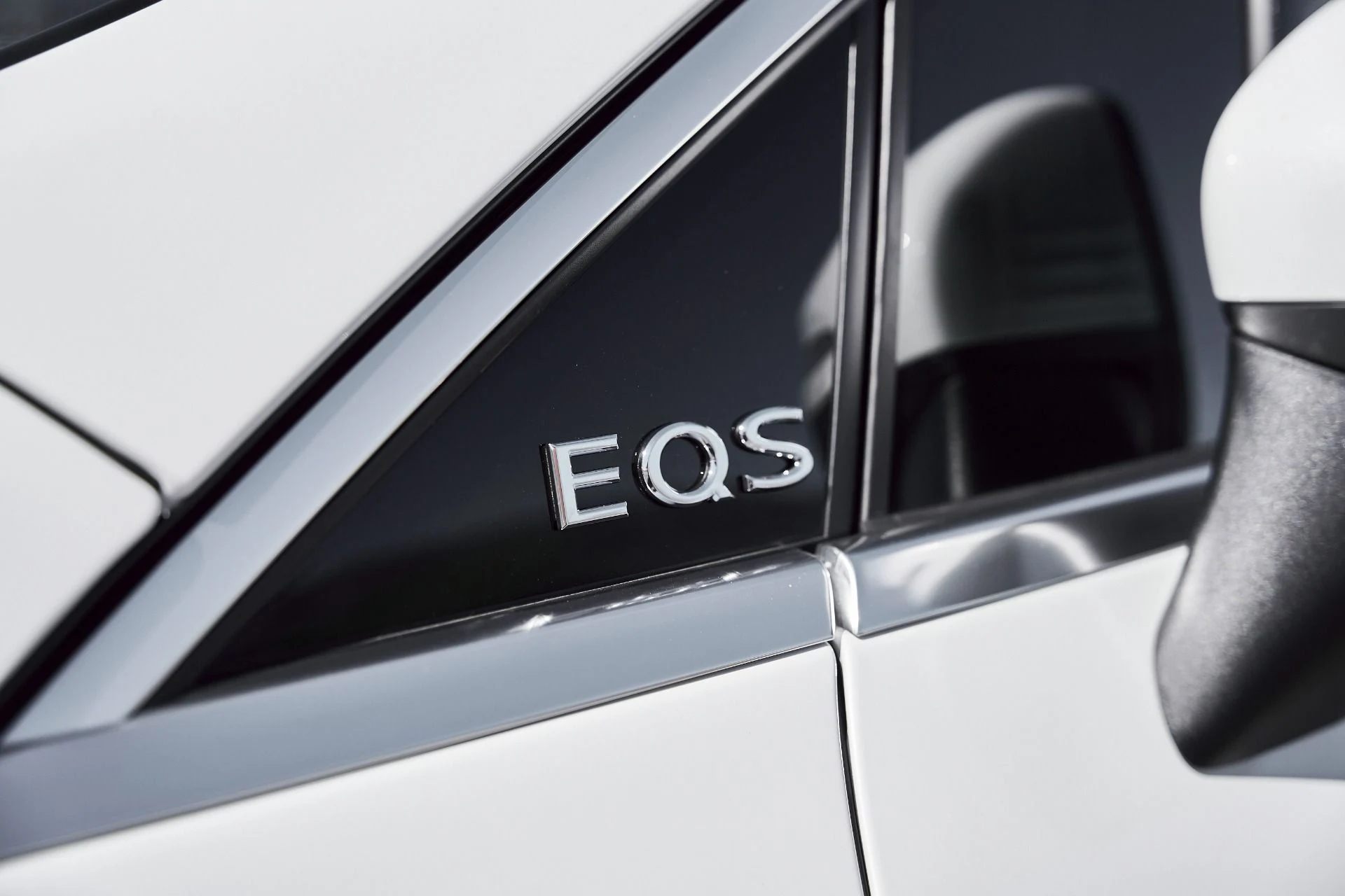 mph007_3756764453_Used_2025_Mercedes_Benz_EQS_Maybach_EQS_680_1773365760_86ceb2a76b