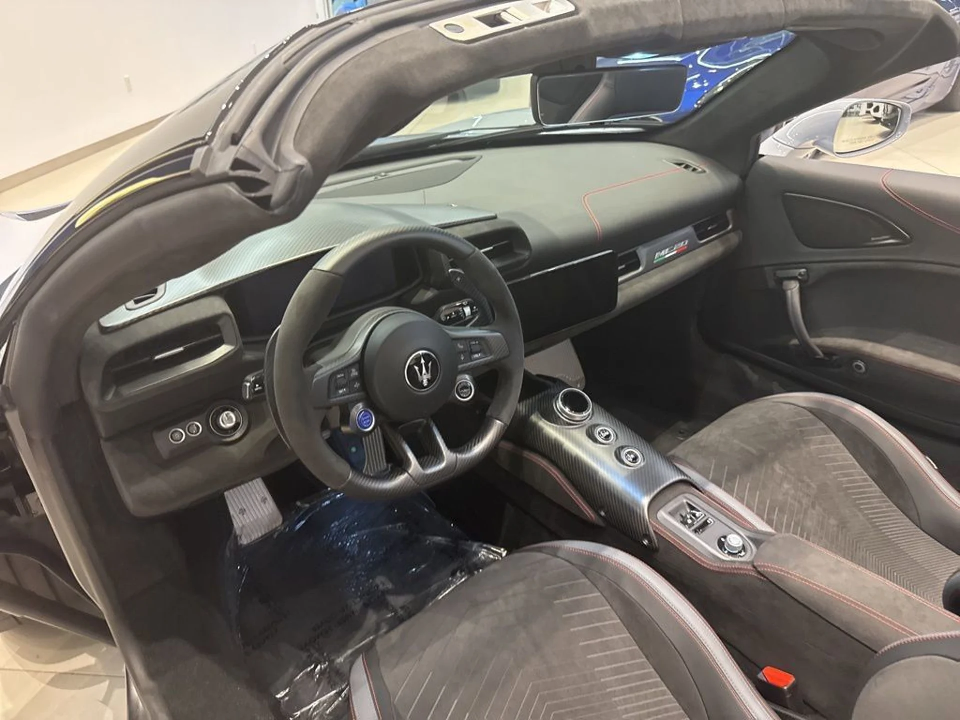 mph007_3763960214_fd81cb9f64c24edb8c3b1b32458cb316_01d997623b