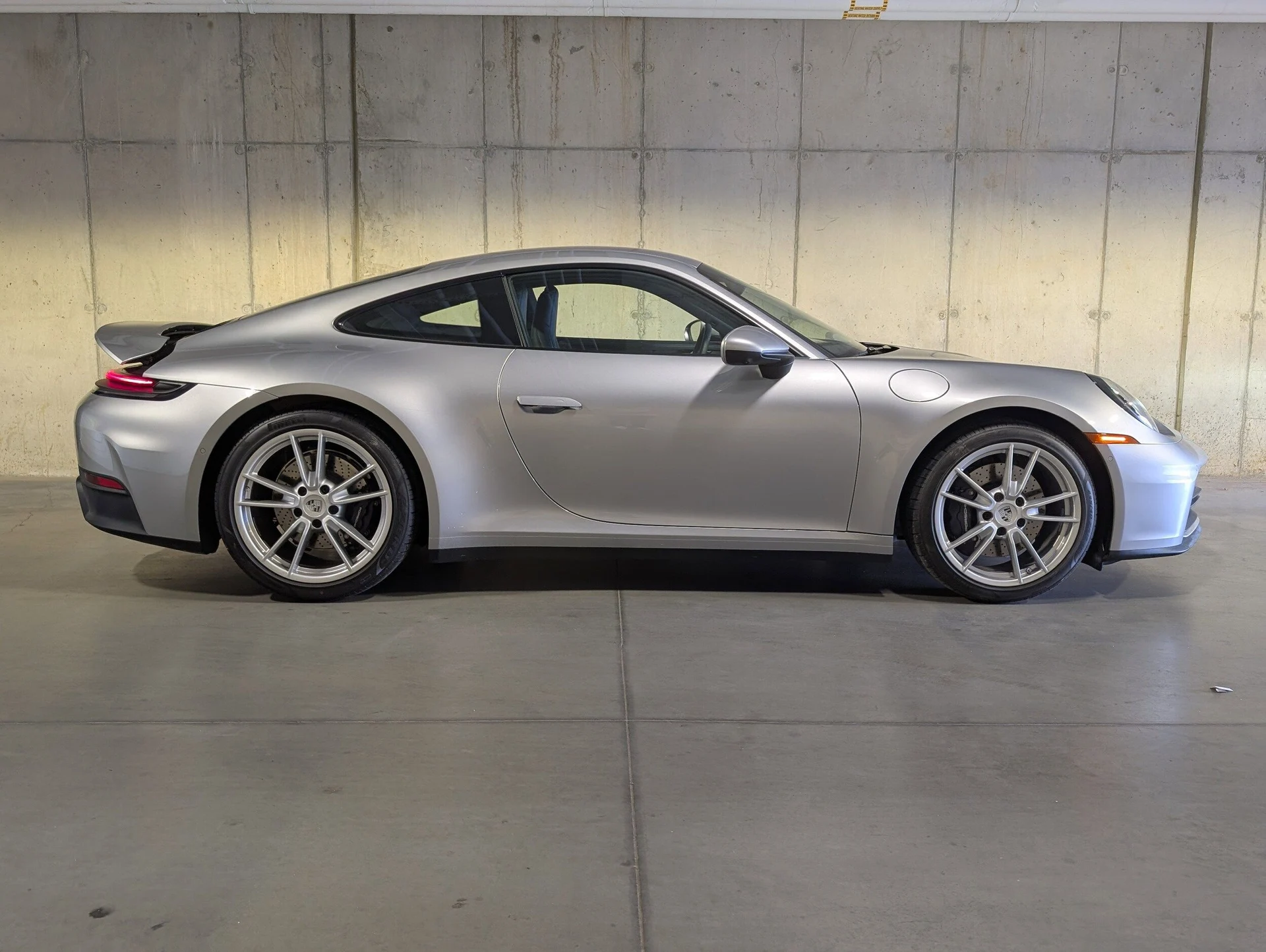 mph007_37666297_82395f9dc0b5fe3bd3f12949749811f8x_7534c31126