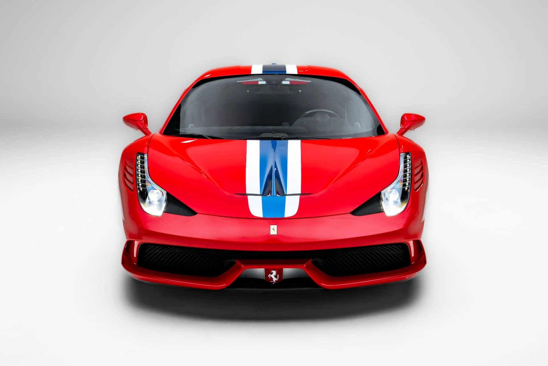mph007_3768380488_Used_2015_Ferrari_458_Speciale_1777334454_4b04764031