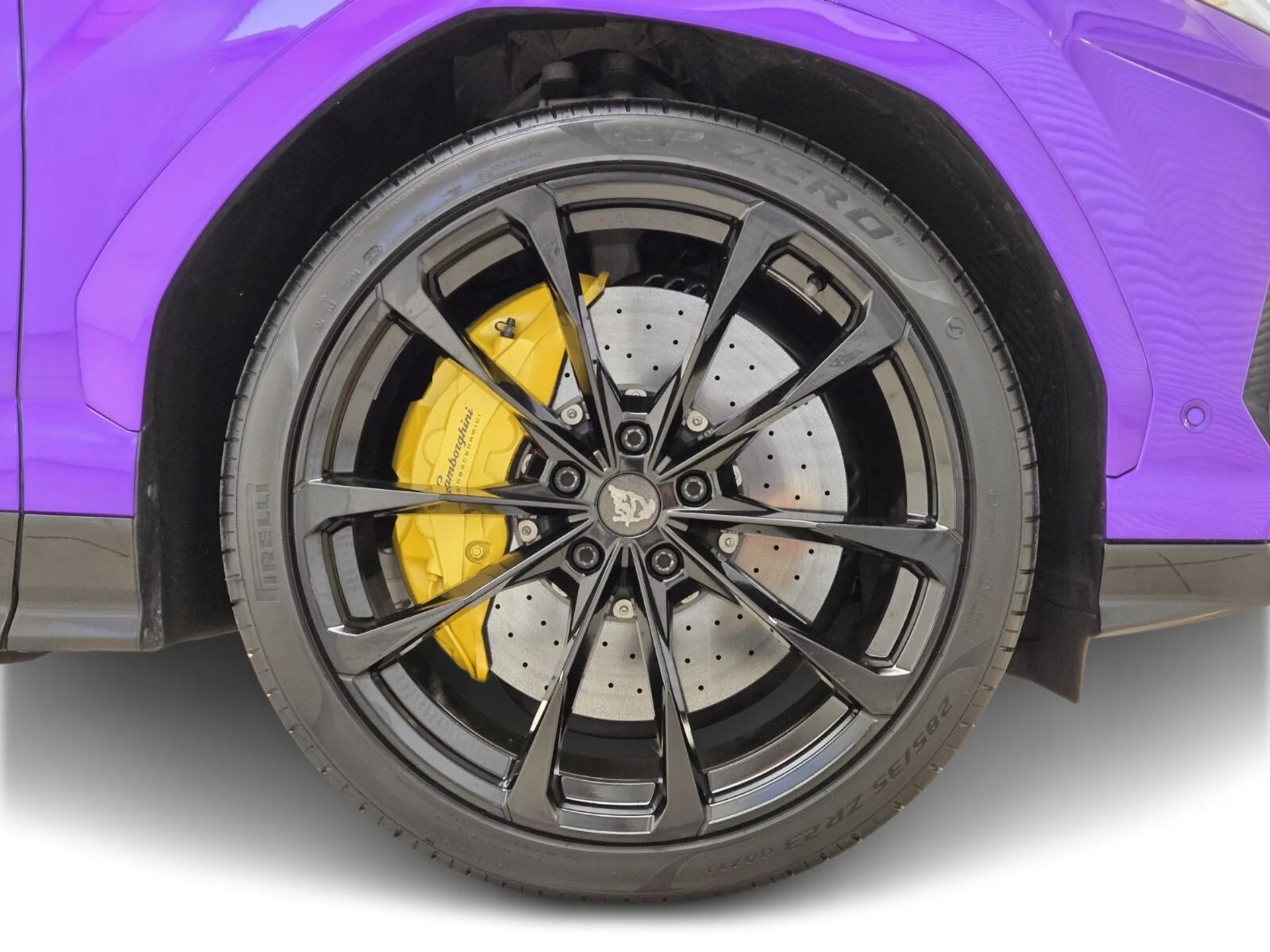 mph007_3779932632_Used_2022_Lamborghini_Urus_1760597900_2f25631616
