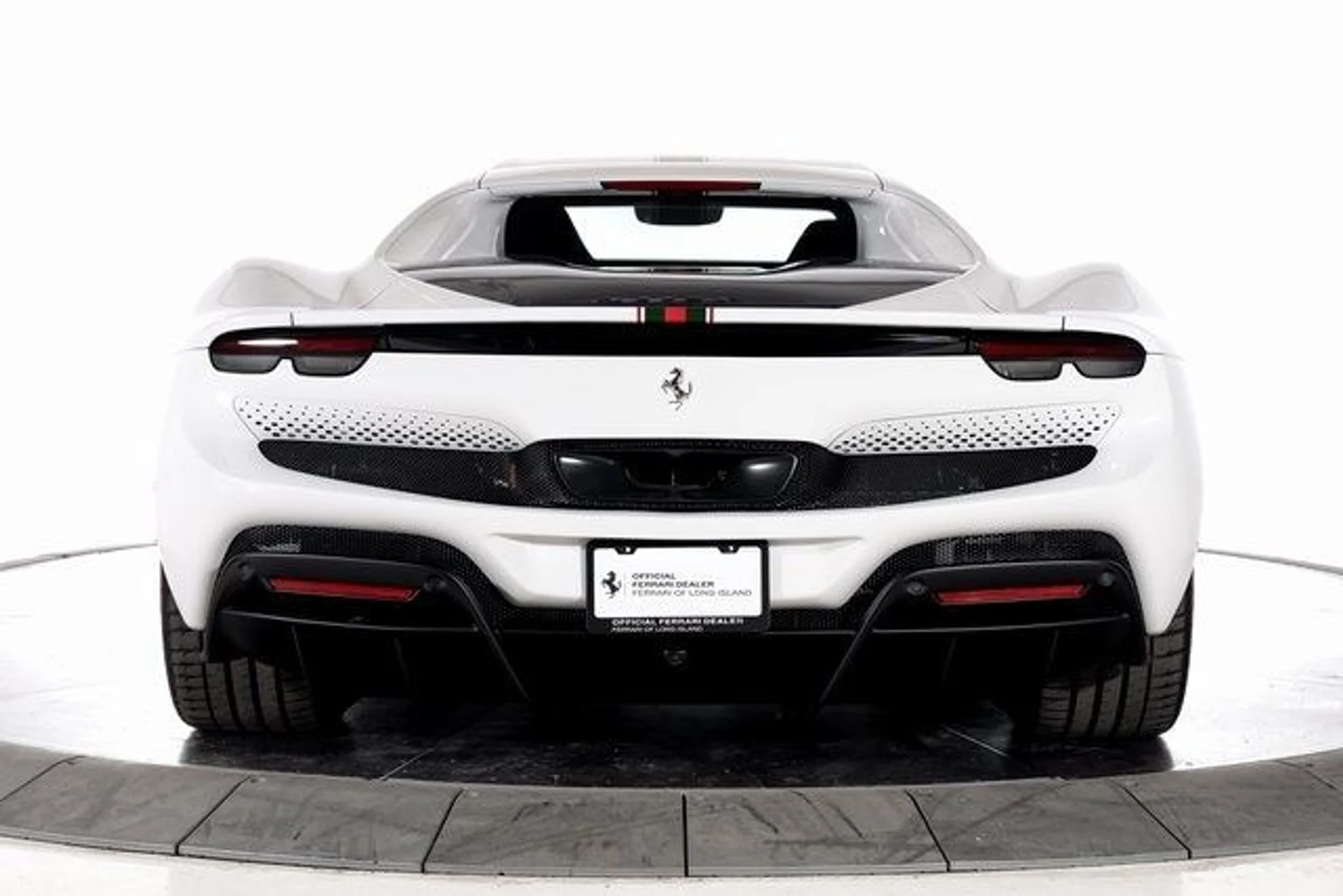 mph007_3783942265_70dcac34dc22497cfc9a58f4d27a9ee5x_5004d34d27