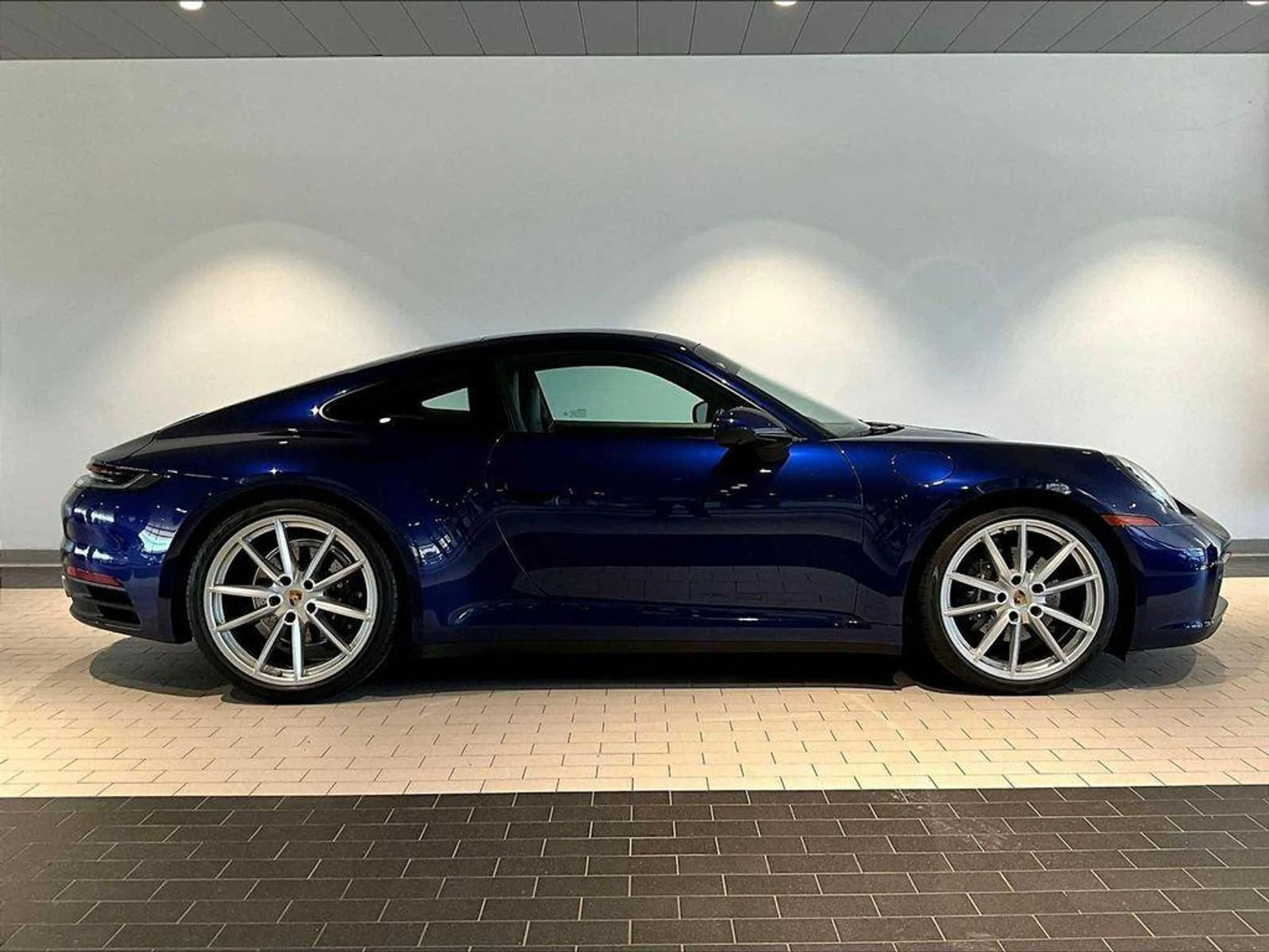 mph007_3784575096_h_Mw_Yx_A_Et_Nux_R_Ri_N2v9_C1_SX_Lv4_k_29aed49025