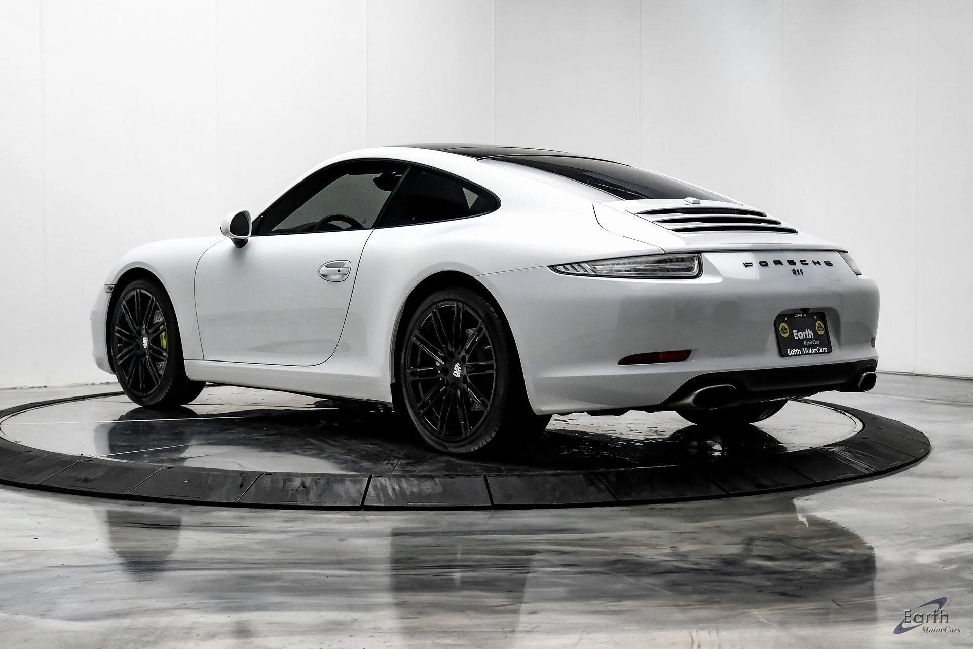 mph007_3785056859_97643a957dabd7f30f4fa3f88f240d26x_35cc67b42b