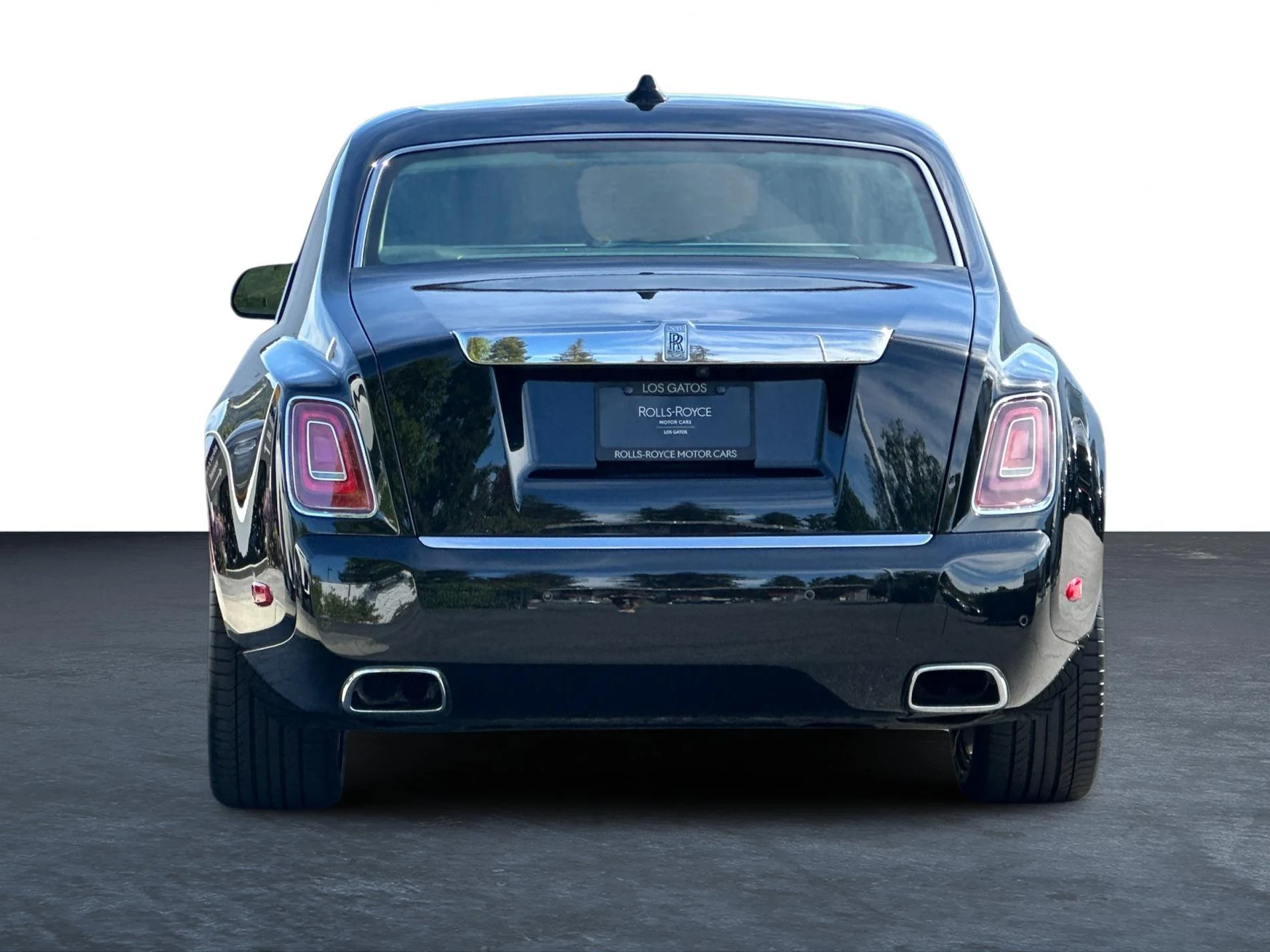 mph007_3785555607_Used_2018_Rolls_Royce_Phantom_1787819387_5657961827