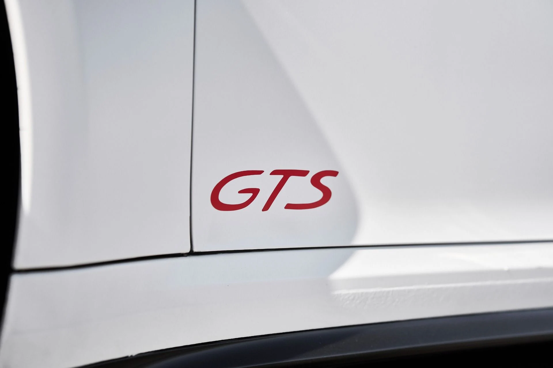 mph007_3787886545_Used_2023_Porsche_911_Carrera_4_GTS_1761341307_979fe7816e