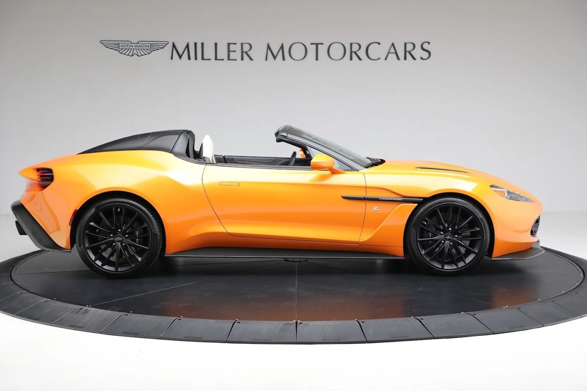 mph007_3790757289_Used_2018_Aston_Martin_Vanquish_Zagato_Speedster_c5f5460f72