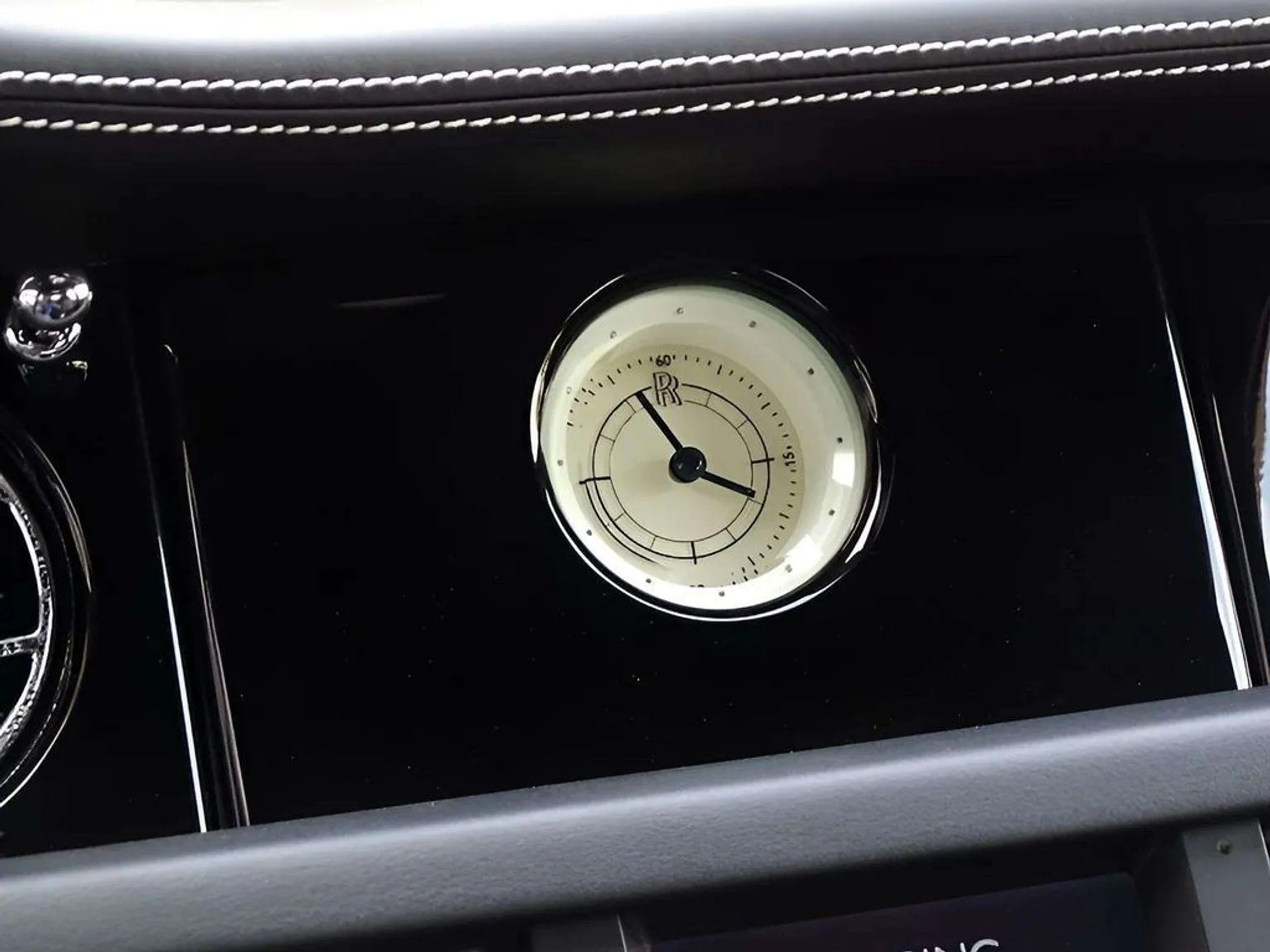 mph007_3805643772_bbb9d794822f8706406e5423608e24fdx_207c9a2c29