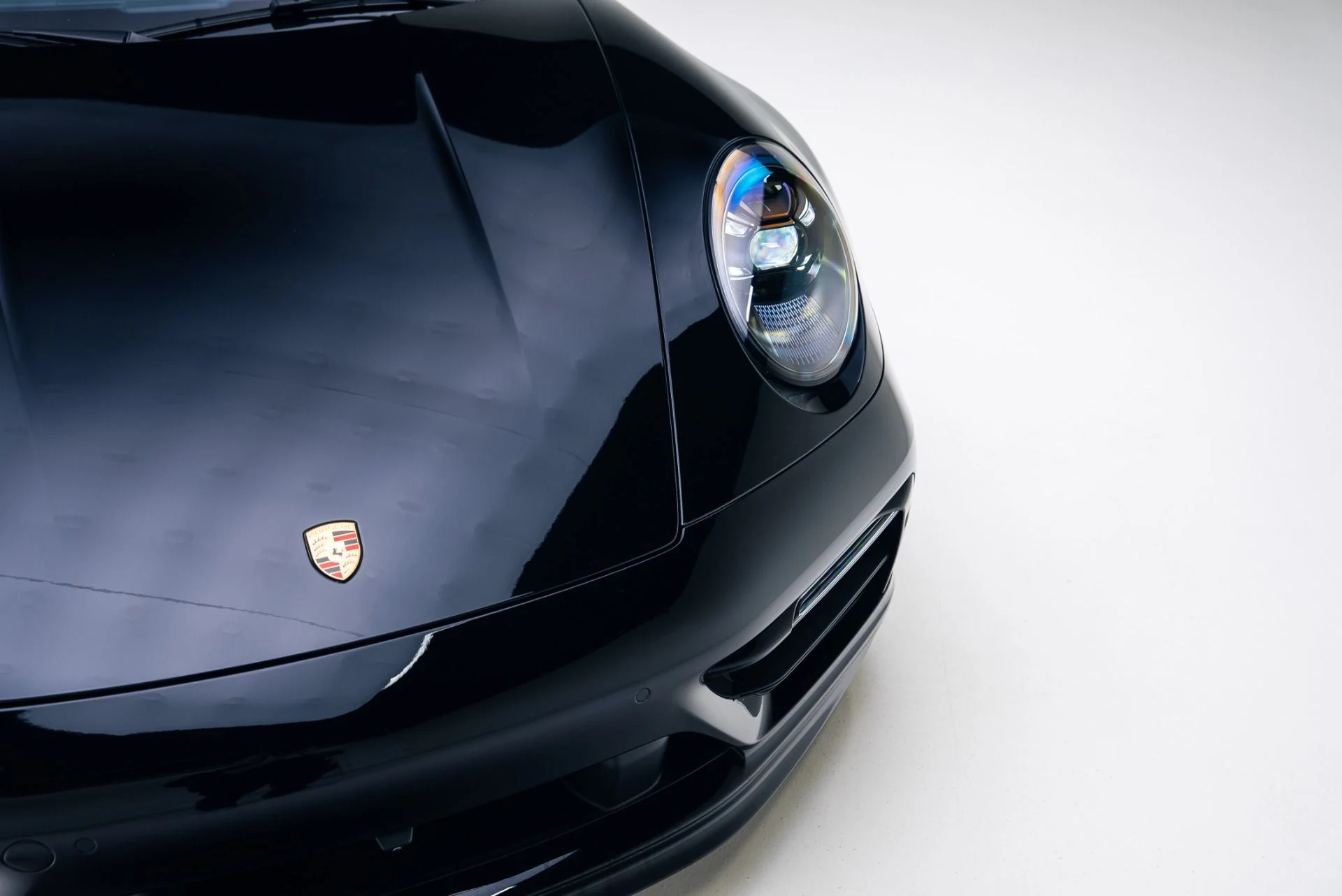 mph007_3806917135_Used_2024_Porsche_911_Carrera_GTS_1766089417_4d91166889