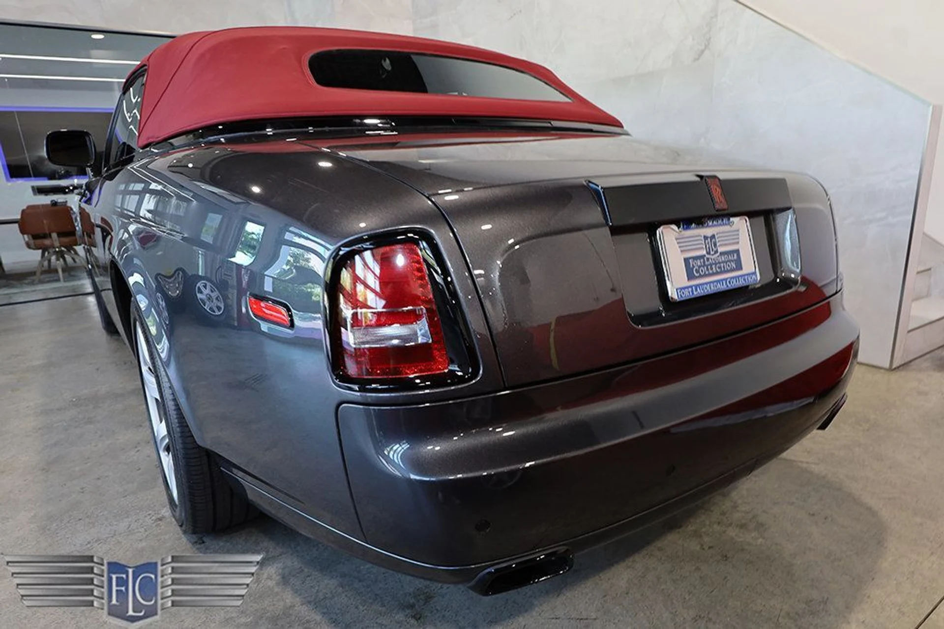 mph007_3808540601_used_2017_rolls_royce_phantom_drophead_coupe_9689_23040582_8_1024_348cfdee90