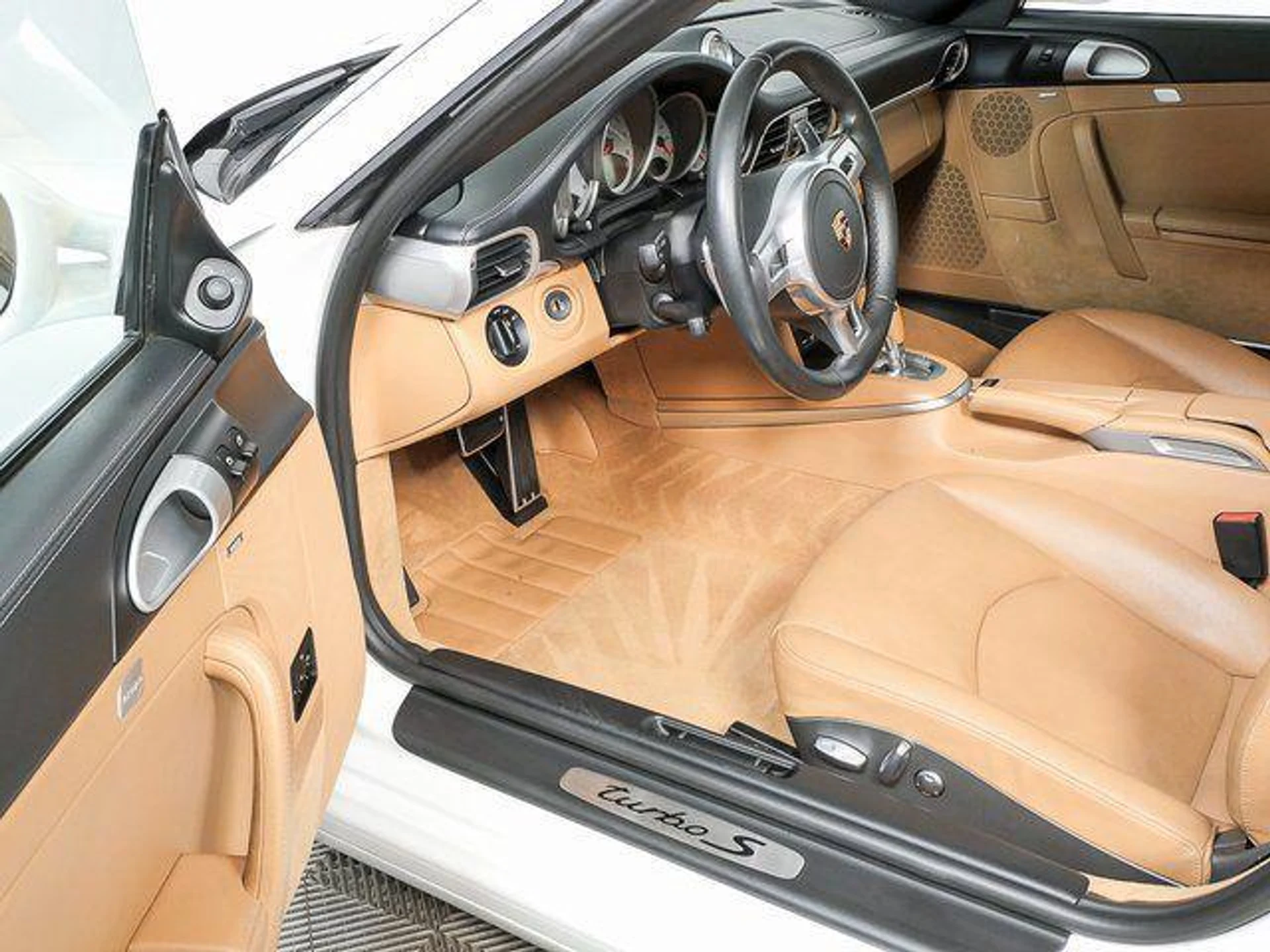 mph007_3808991661_rfoow6_GR_7z_CNZ_43fky_V81_Xve_P_M_2a6d29138d