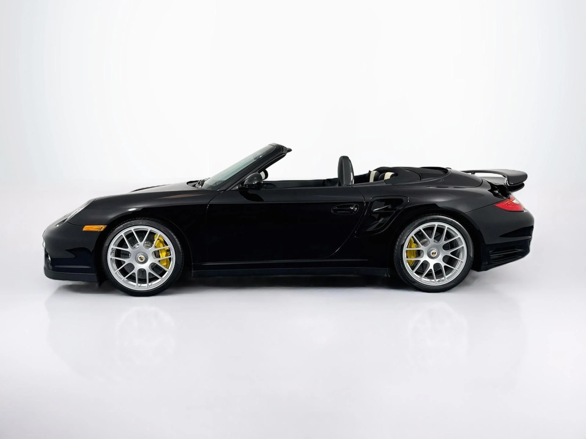 mph007_3810507666_Used_2012_Porsche_911_Turbo_S_1792607176_e66b529cdc