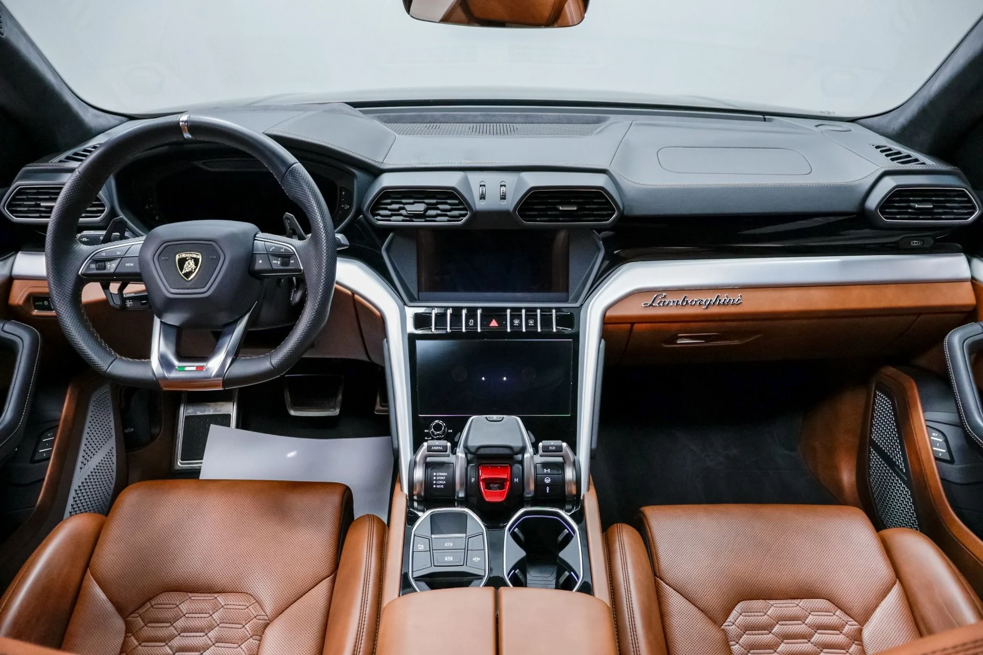 mph007_3811917057_Used_2019_Lamborghini_Urus_1760386129_2dba5460d3