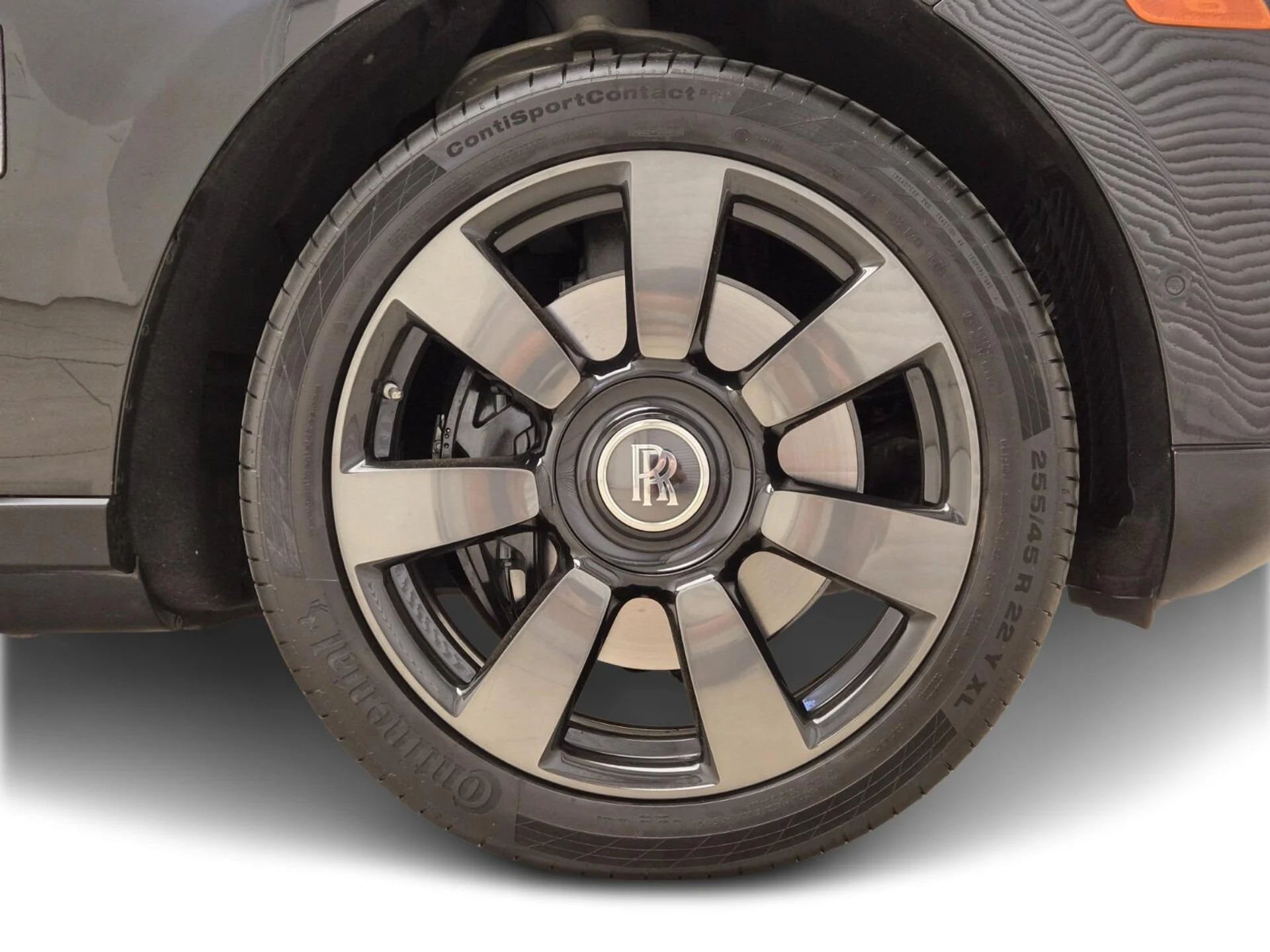 mph007_3812419595_Used_2020_Rolls_Royce_Cullinan_1759993066_2ba3c86ee9