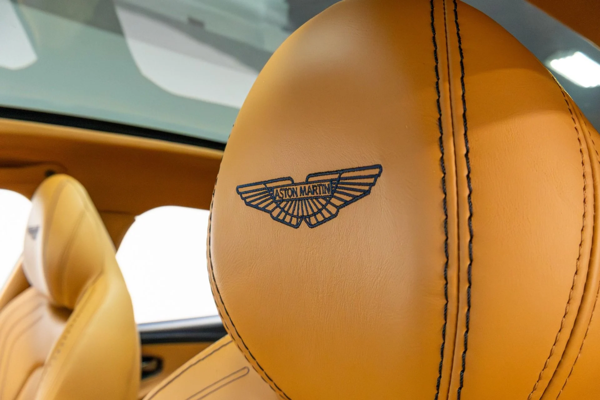 mph007_3816721448_Used_2021_Aston_Martin_DBX_1770088523_024a861f78