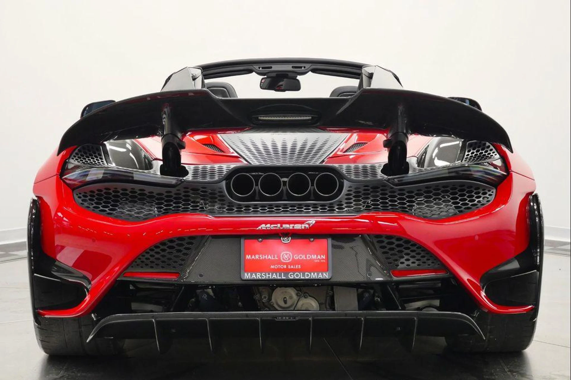 mph007_3826453063_ps_F_Oqw_OP_n_Aicq_Mj_Nc1_Yq1_Pc_Gas_e92f76324c