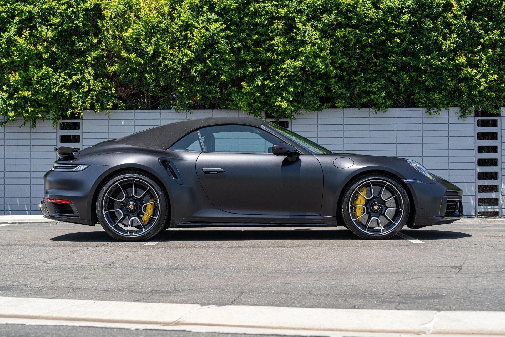 mph007_3828490067_Used_2025_Porsche_911_Turbo_S_1753733822_8933074811