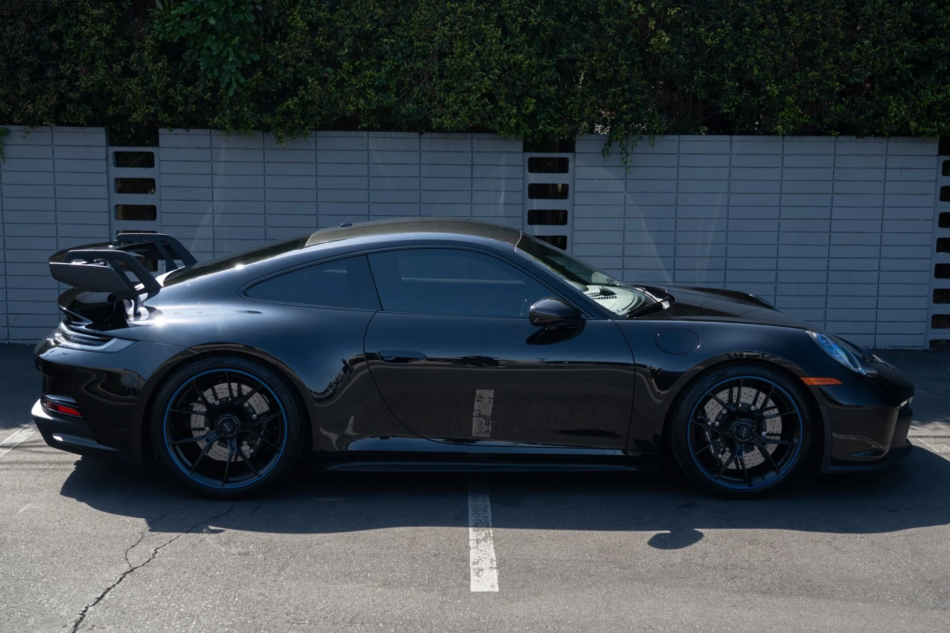 mph007_3831357547_Used_2023_Porsche_911_GT_3_1757718966_0121416603