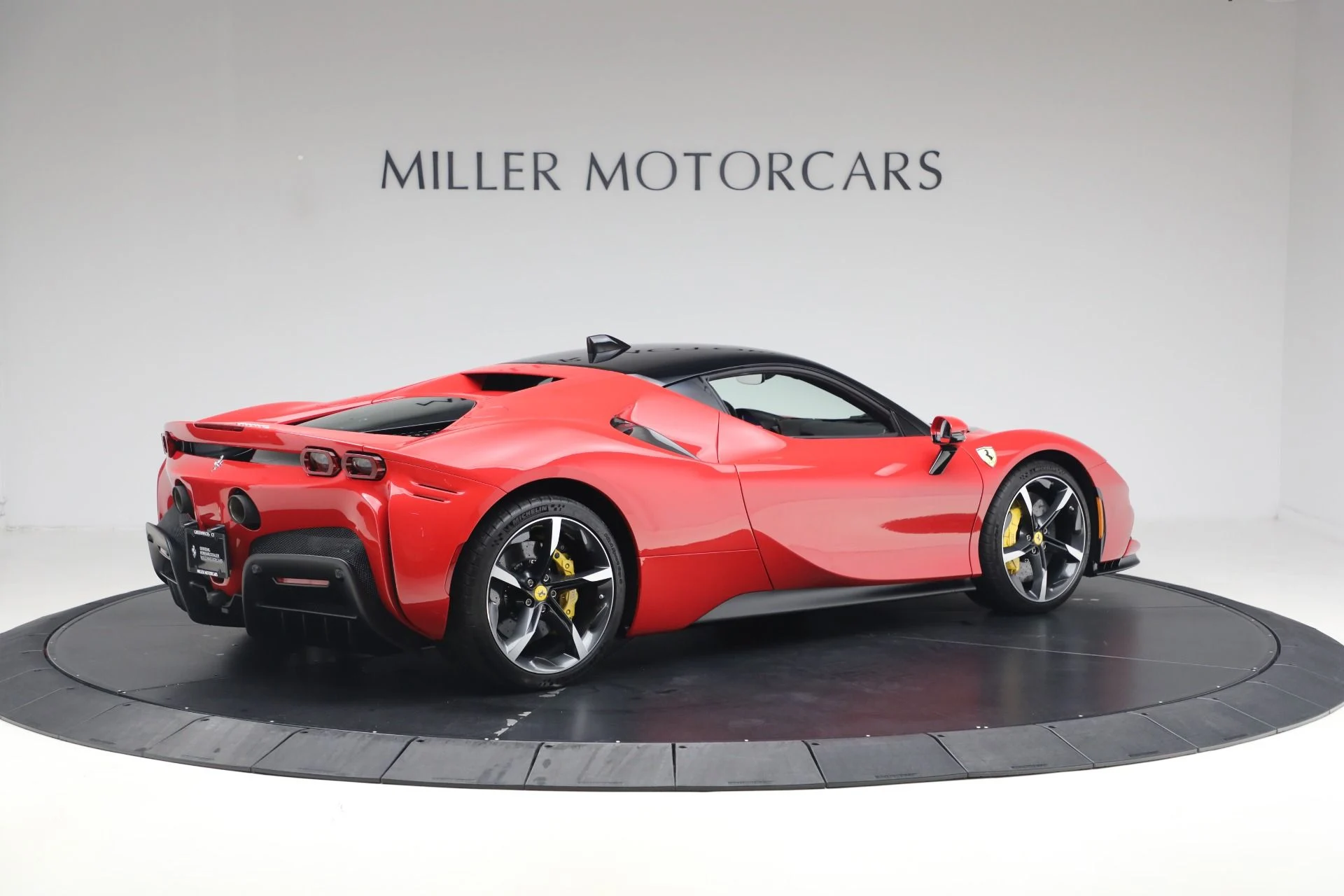 mph007_3839228274_Used_2023_Ferrari_SF_90_Stradale_1790624434_f4015d2a0d