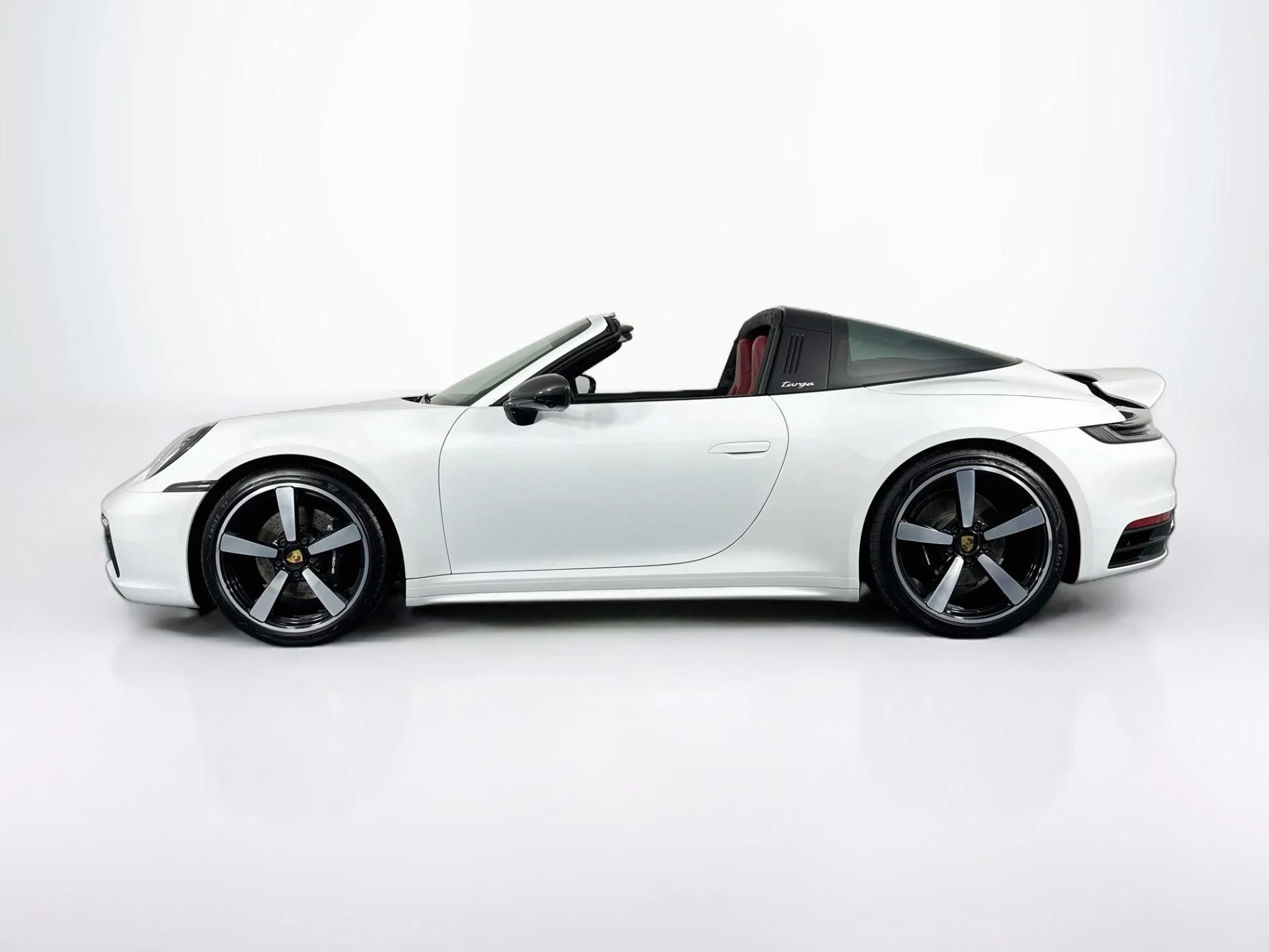 mph007_3840605272_Used_2021_Porsche_911_Targa_4_S_1789669337_07af4ebc5d