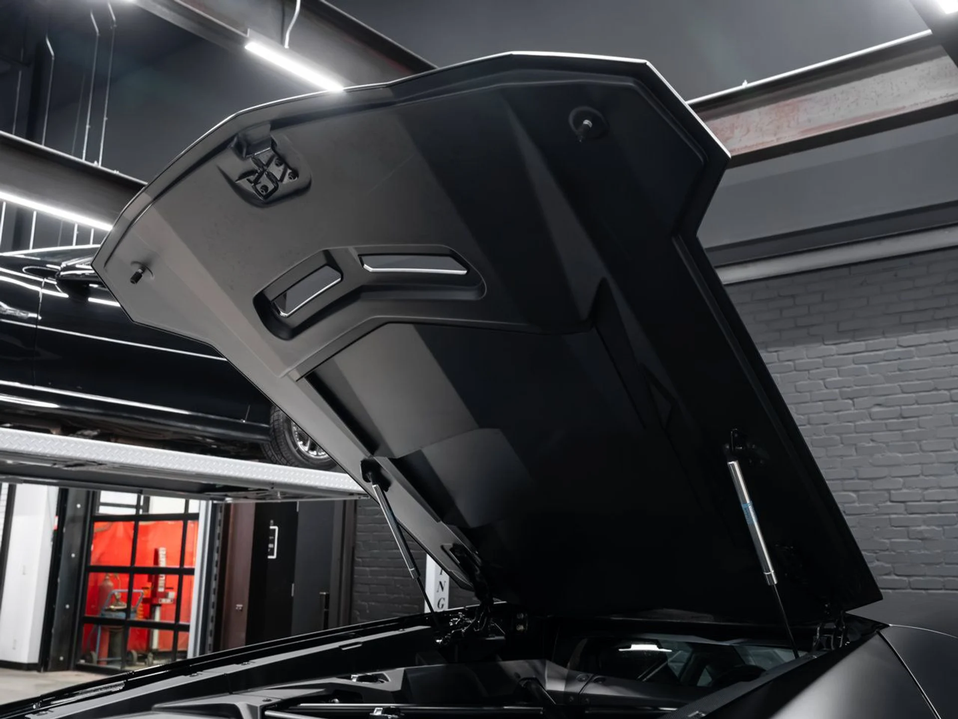mph007_3847374801_lamborghini_aventador_2017_448c2c313e