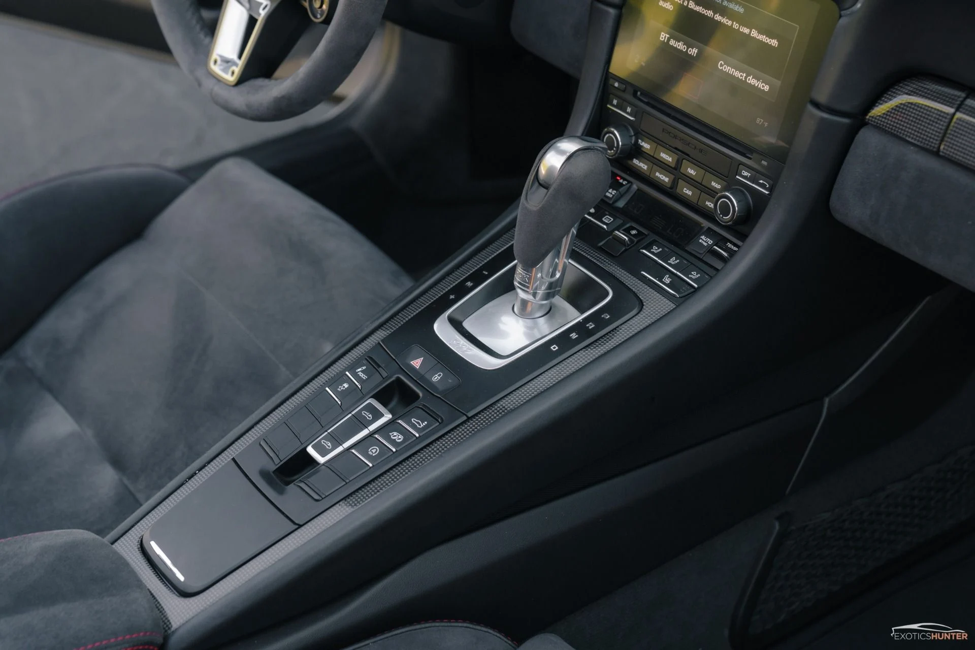 mph007_3856335486_Used_2018_Porsche_911_Targa_4_GTS_in_Chalk_with_GTS_Interior_Pack_PDK_1755551925_e0c9ed6ff0