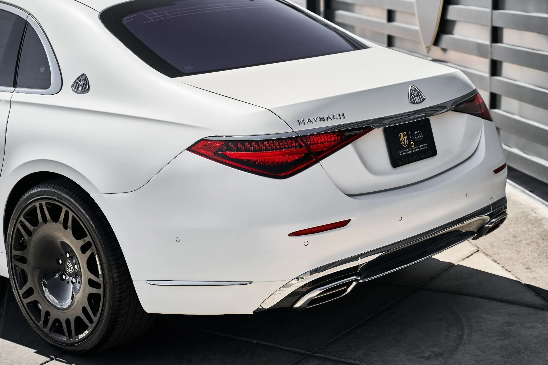 mph007_3856604698_Used_2022_Mercedes_Benz_S_Class_Maybach_S_580_1788213211_870337fd17