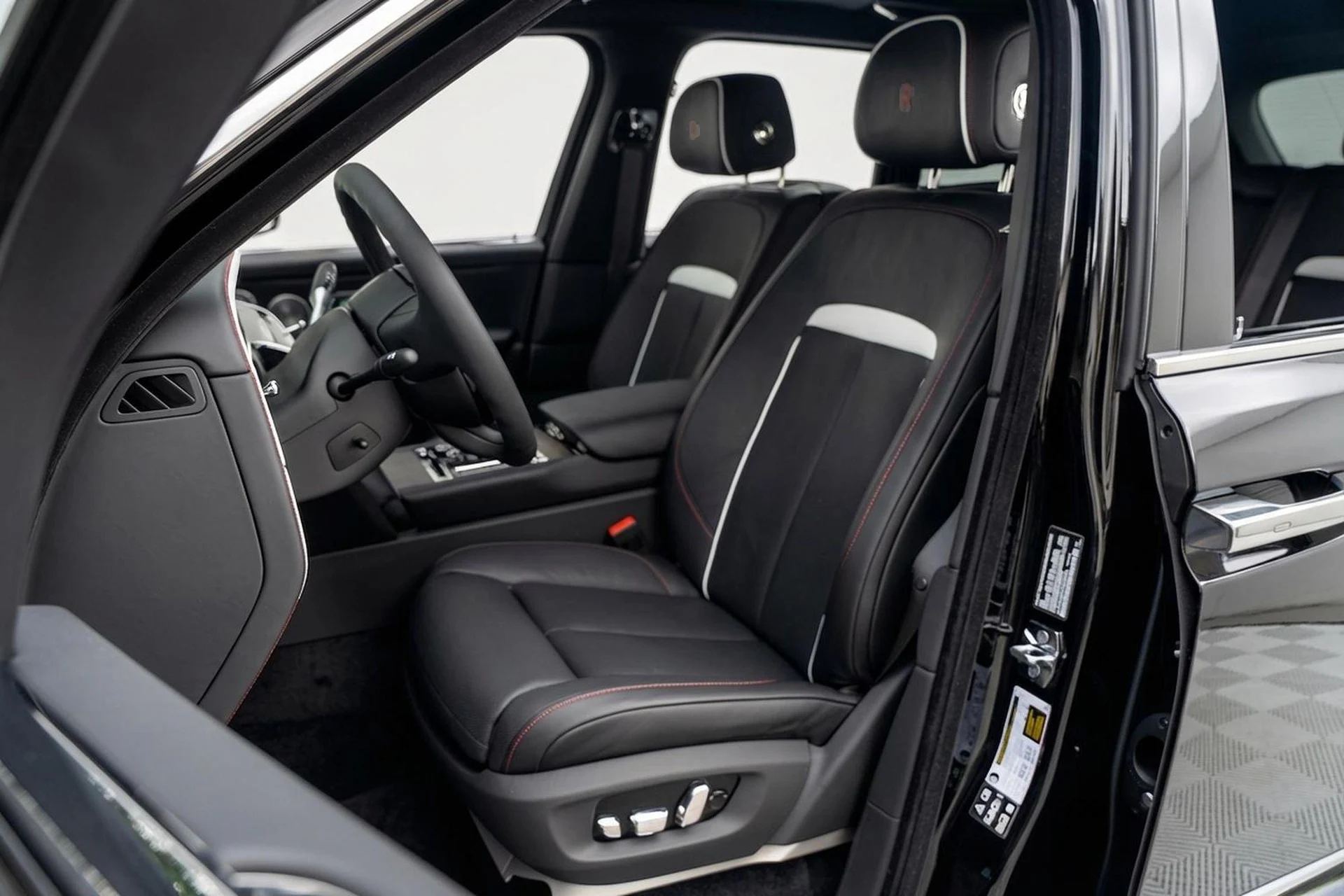 mph007_3862452638_507889728_69ccdbf95079f6187bd8f362_4e0b953619