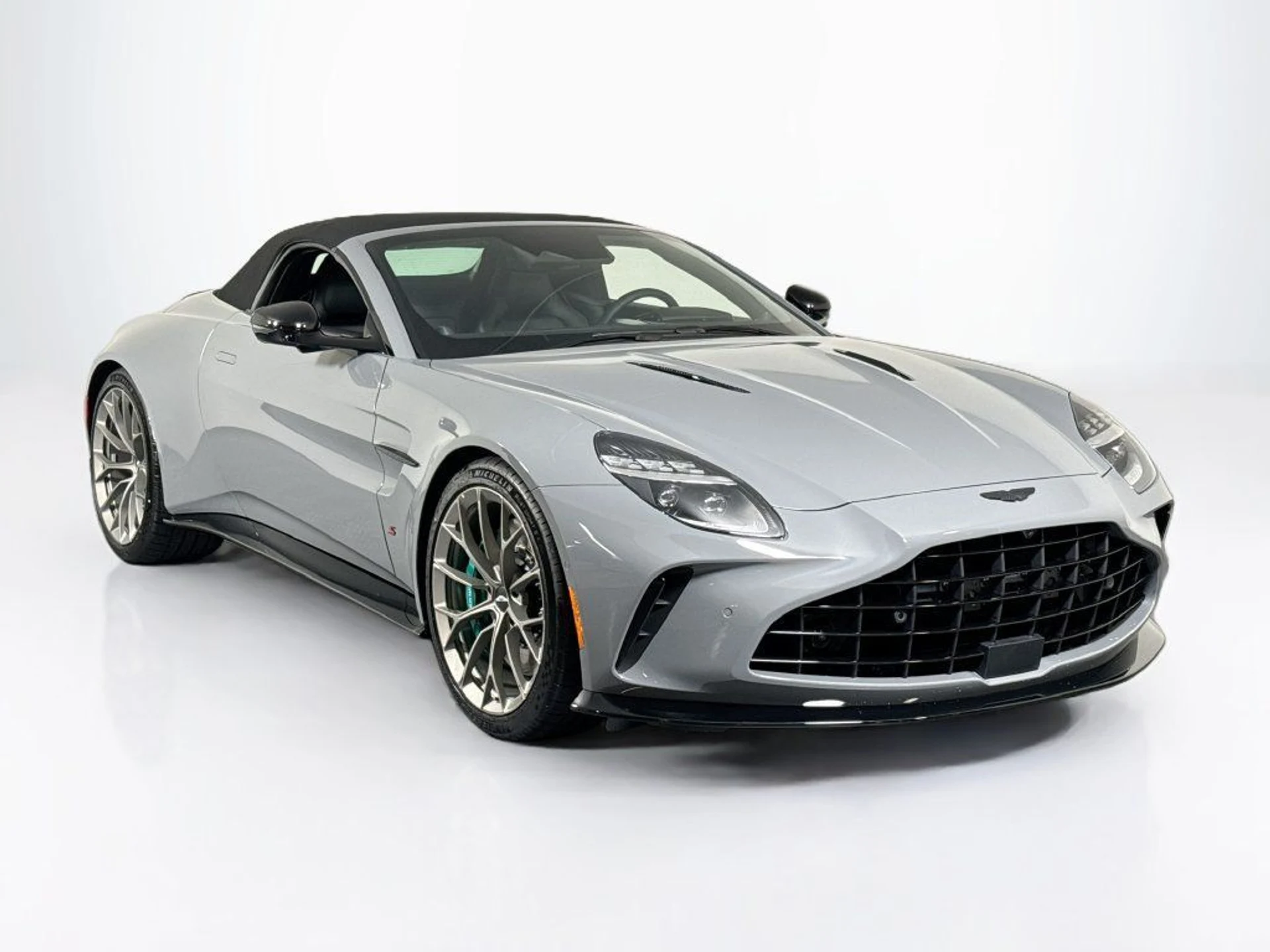 mph007_3877840040_new_2026_aston_martin_vantage_sroadster_11350_23086736_7_1024_c6174ffecf