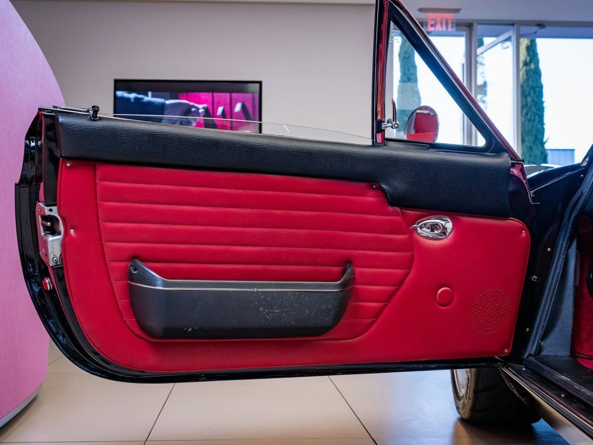 mph007_388153407_8_f5e50dc4f9