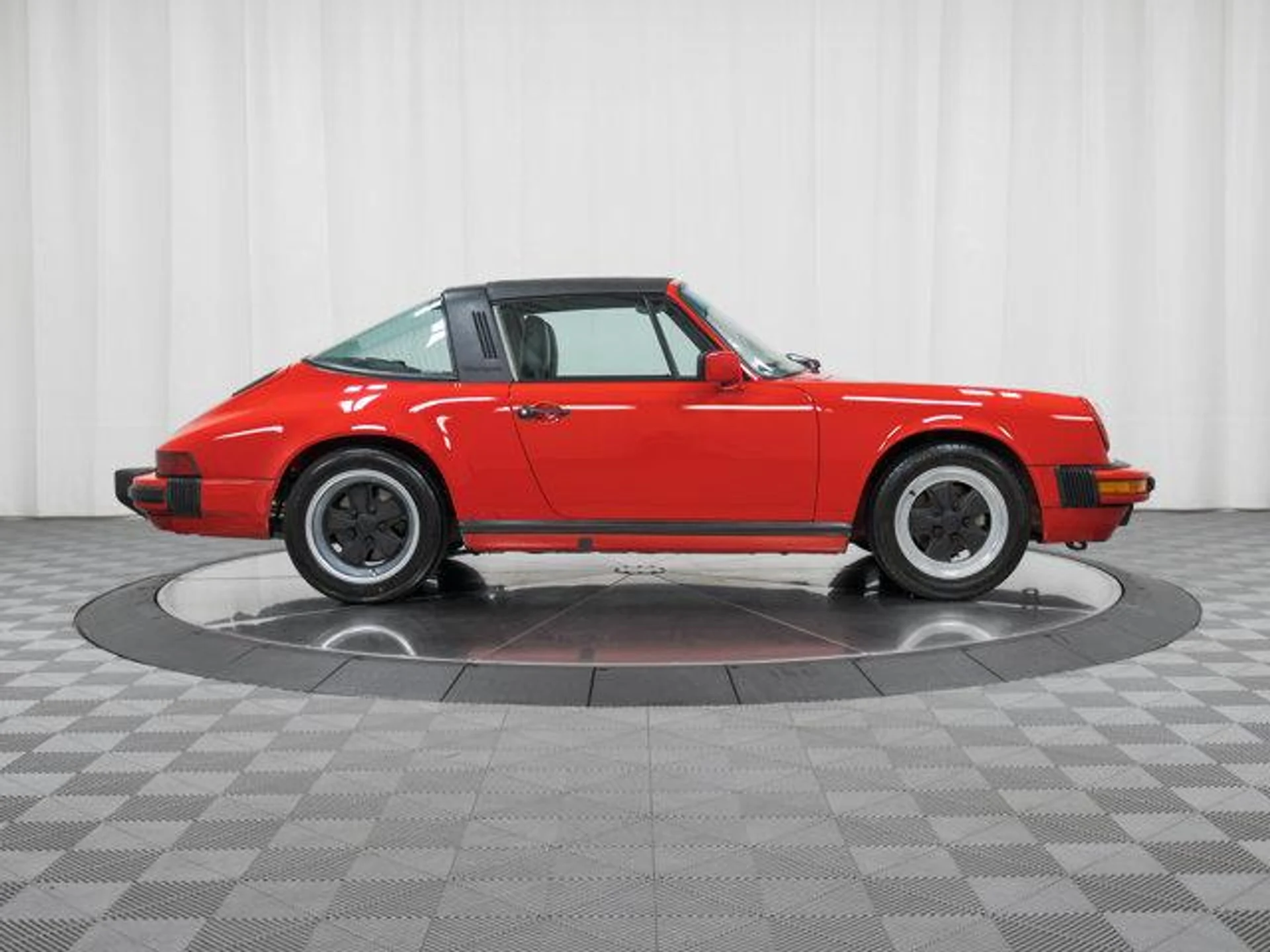 mph007_3889256534_Ba1h1u_Un74zjb0_Q7_Ki_Vo_EW_Oil_Uo_a772981104